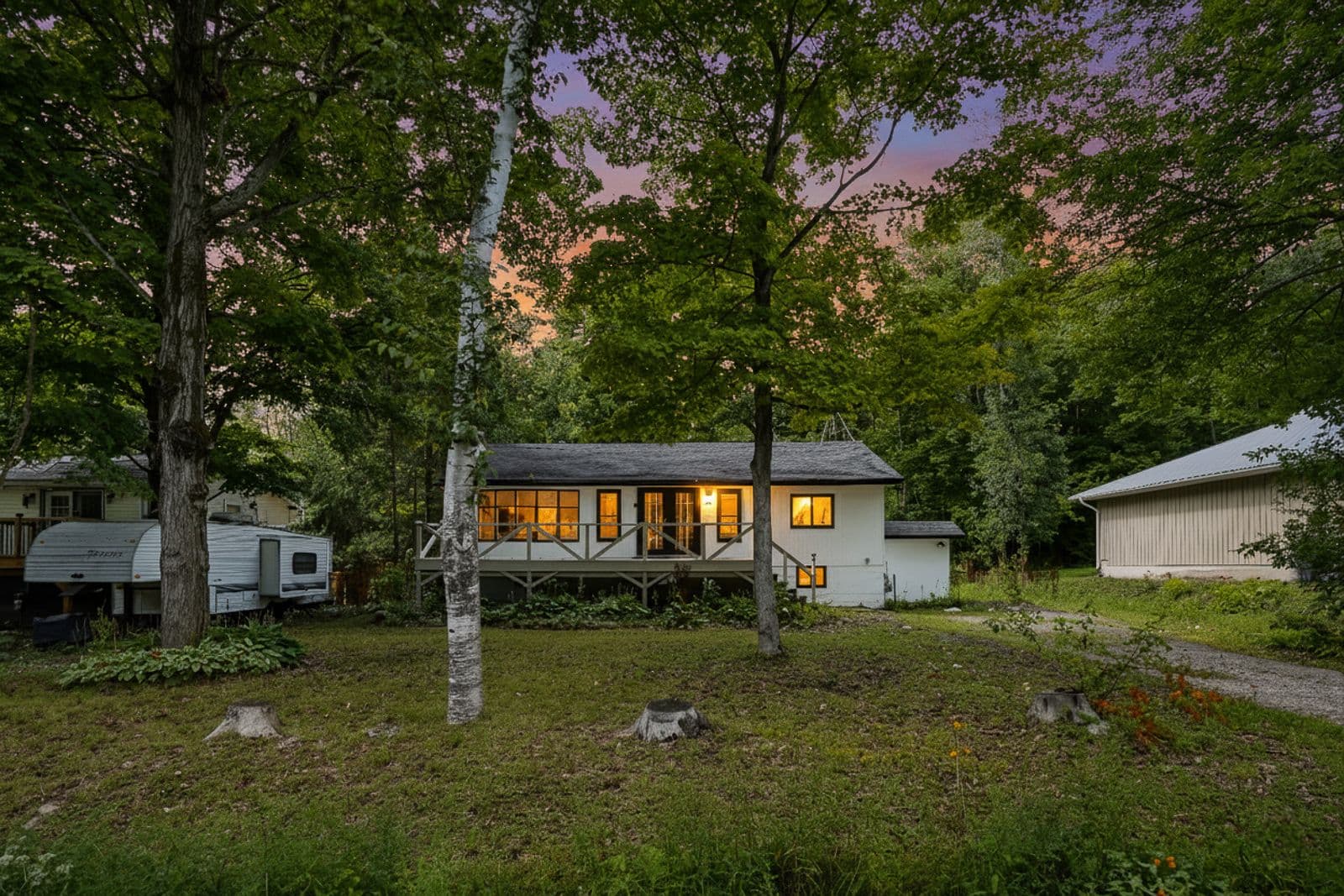 29 Nida Drive ENTIRE PROPERTY, Tiny, ON L9M 0B3