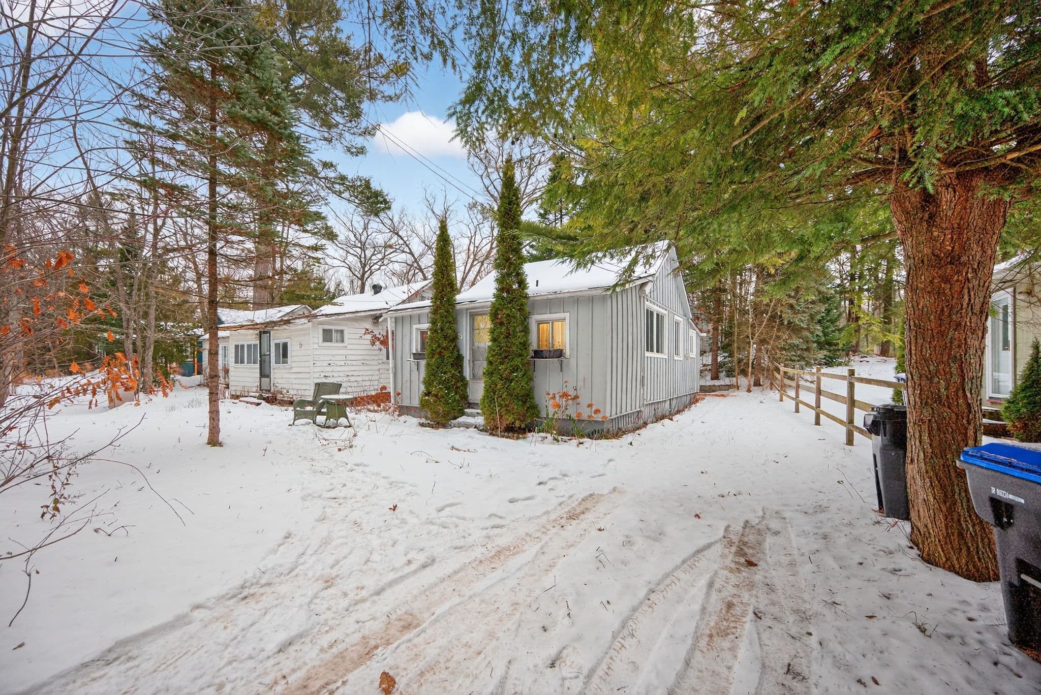 85 Tiny Beaches Road S, Tiny, ON L0L 2J0