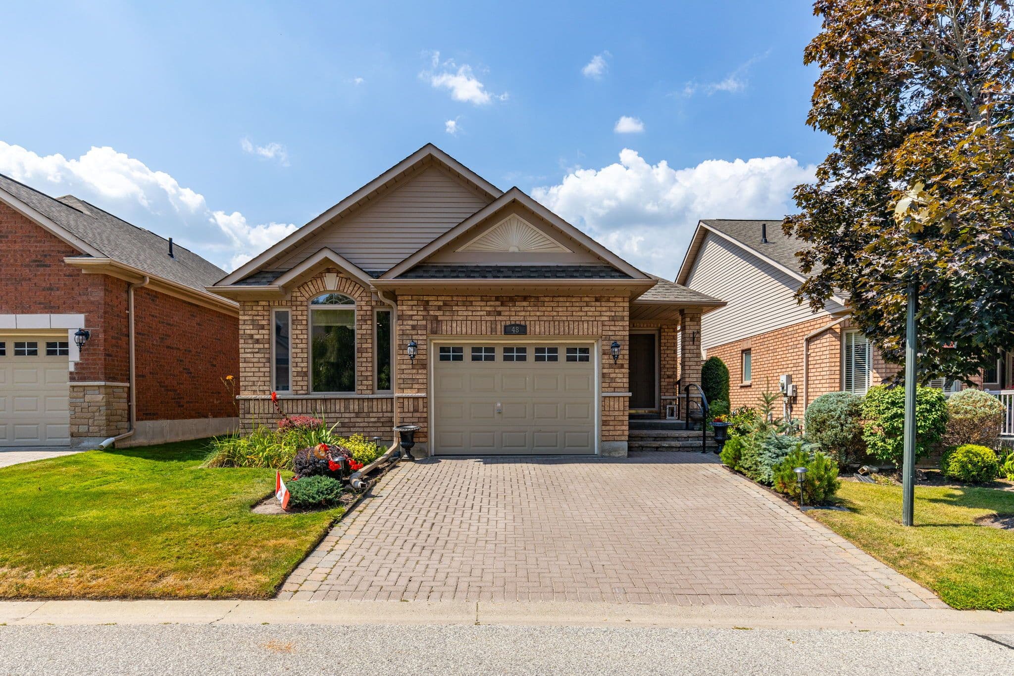 48 Sunset Boulevard 3, New Tecumseth, ON L9R 1Z5
