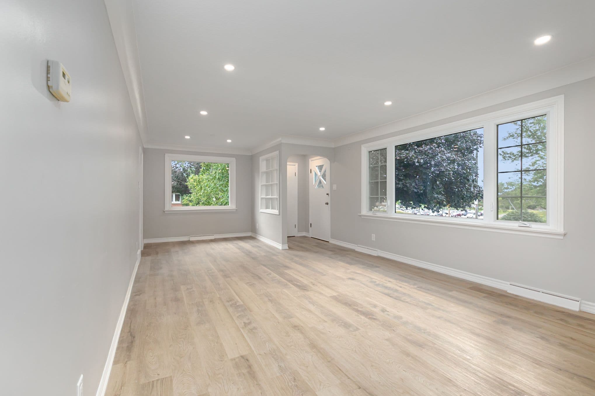 201 High Street Upper, Whitby, ON L1N 5H5