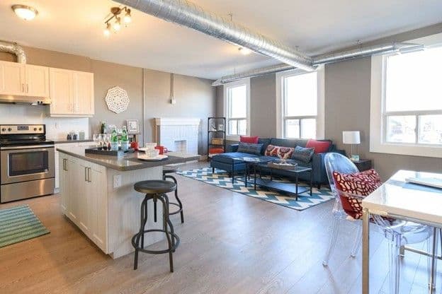 1000 King Street E 1006, Hamilton, ON L8M 1C8