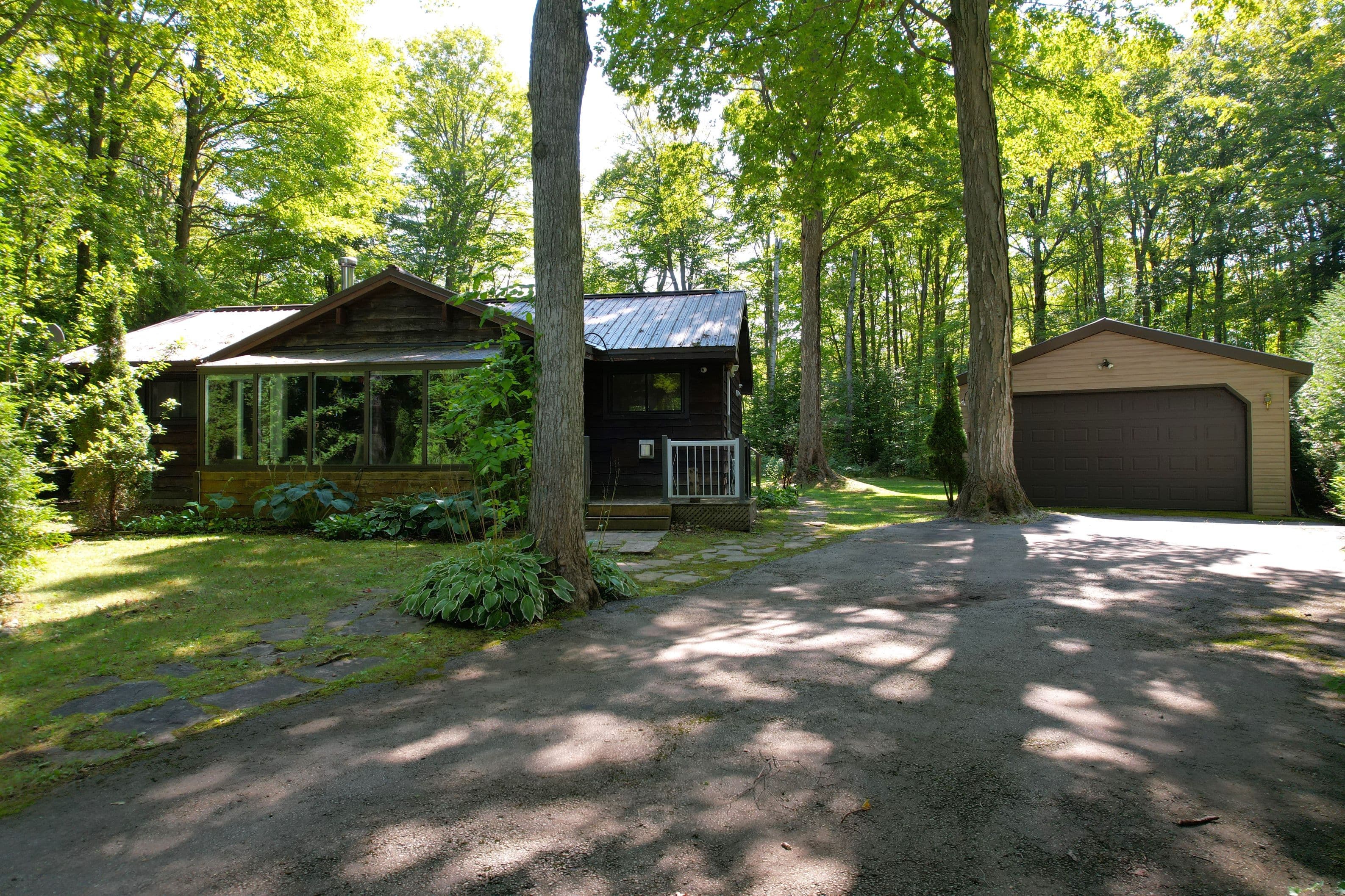 46 Mapleport Crescent, South Bruce Peninsula, ON N0H 2G0