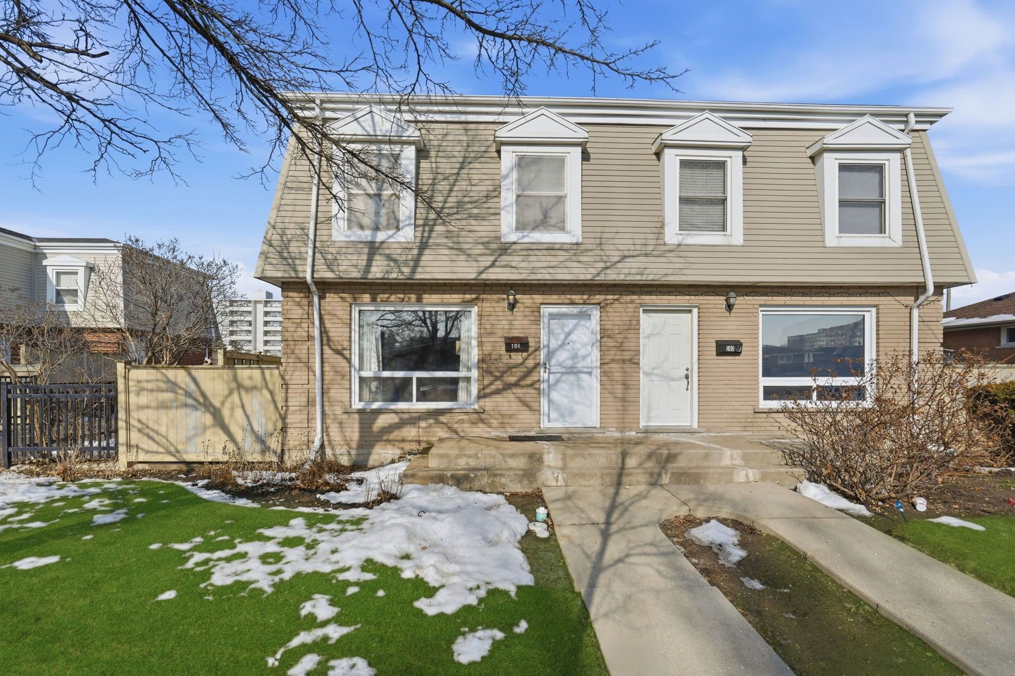 104 Neil Avenue, Hamilton, ON L8G 2N6