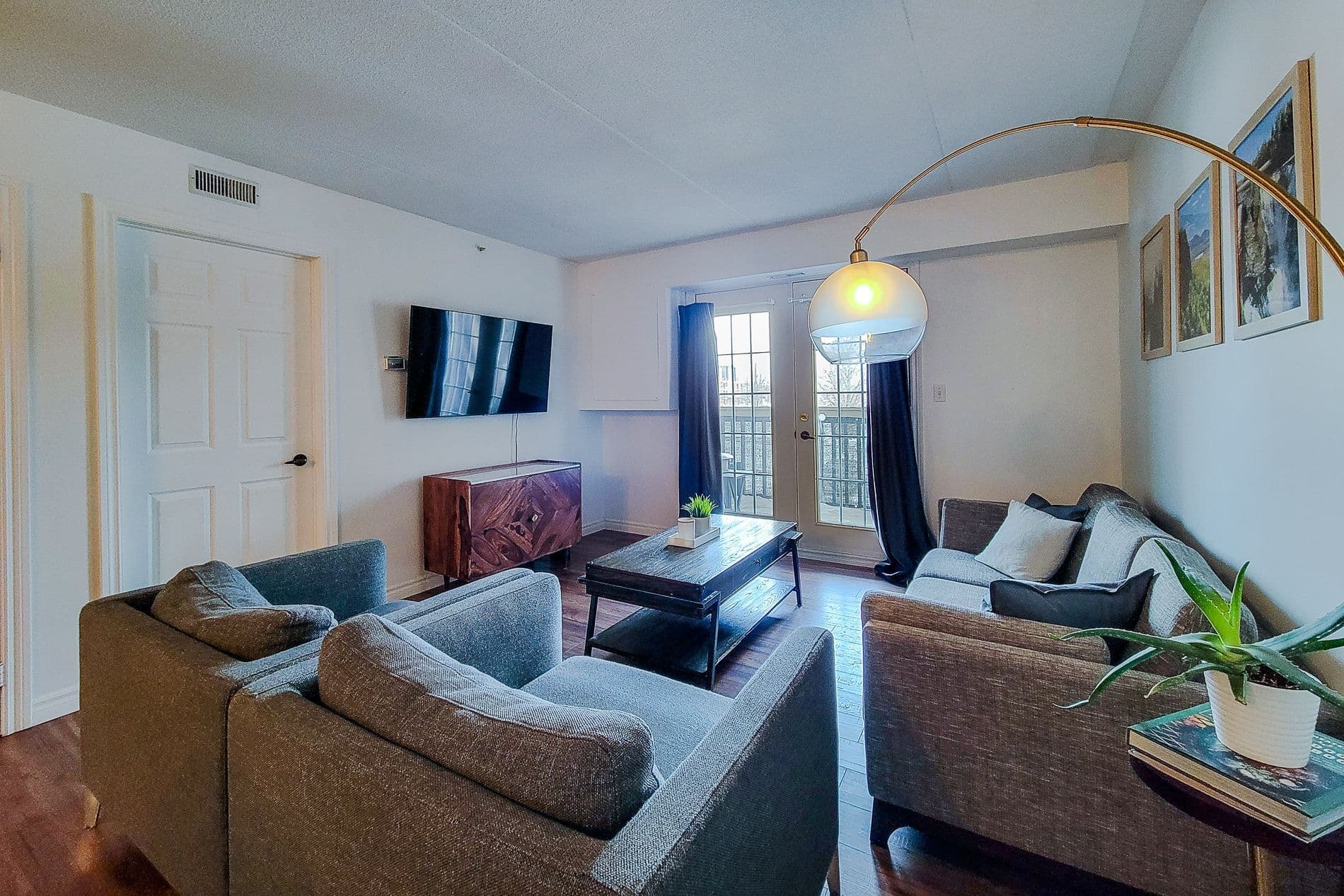 4003 Kilmer Drive 204, Burlington, ON L7M 4M1