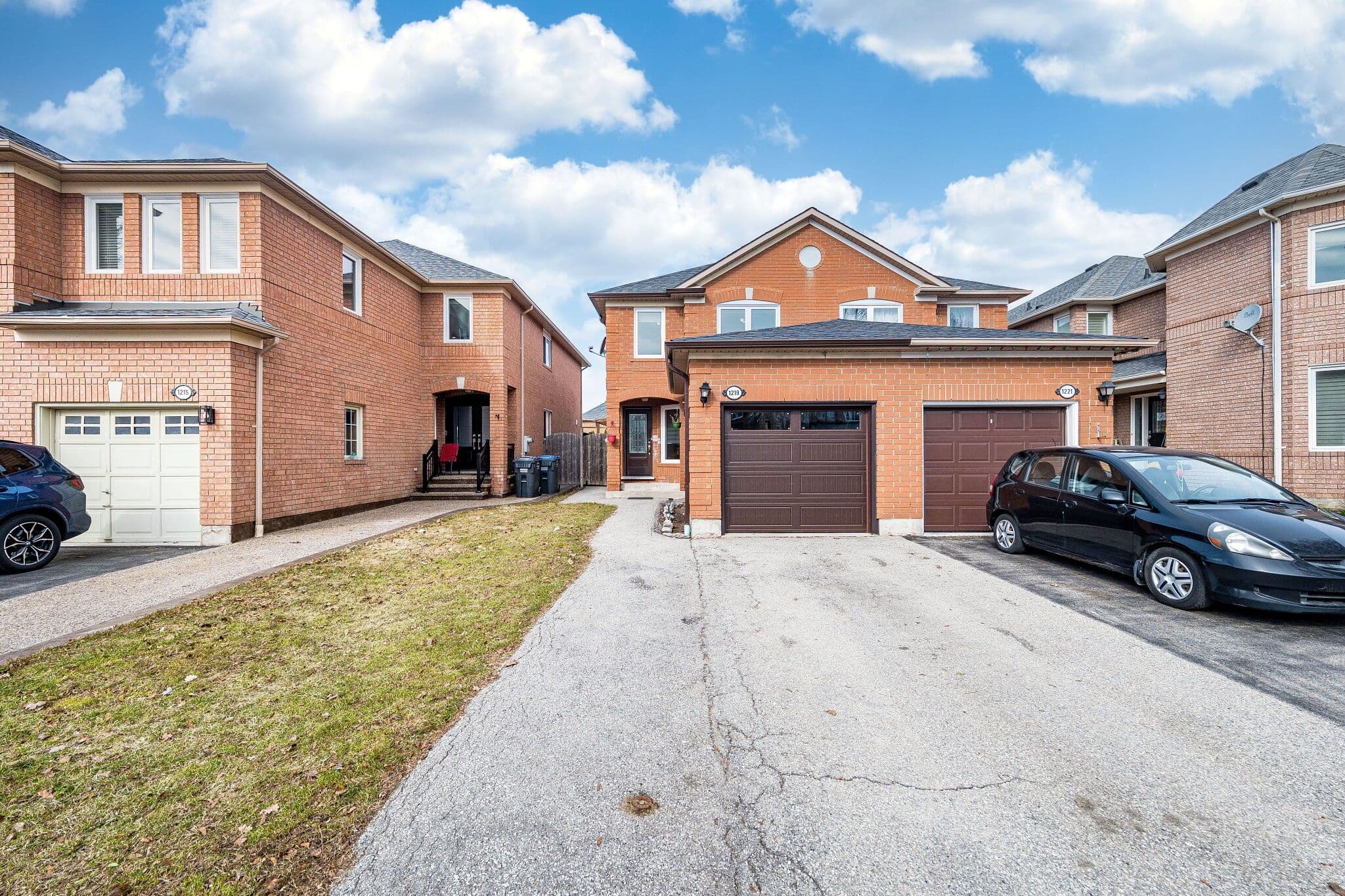 1219 Quest Circle, Mississauga, ON L5N 8B9