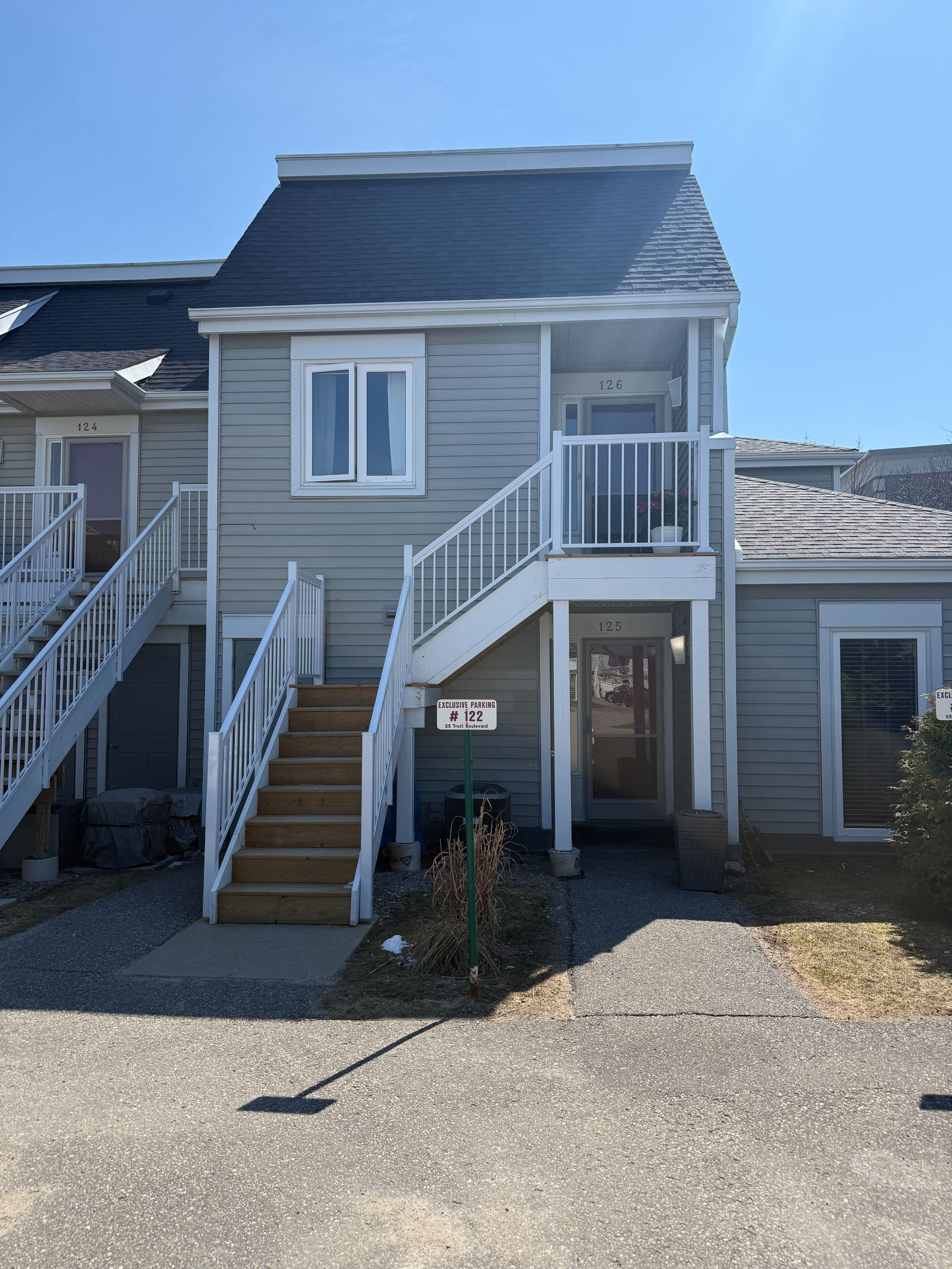 55 Trott Boulevard 126, Collingwood, ON L9Y 5B8