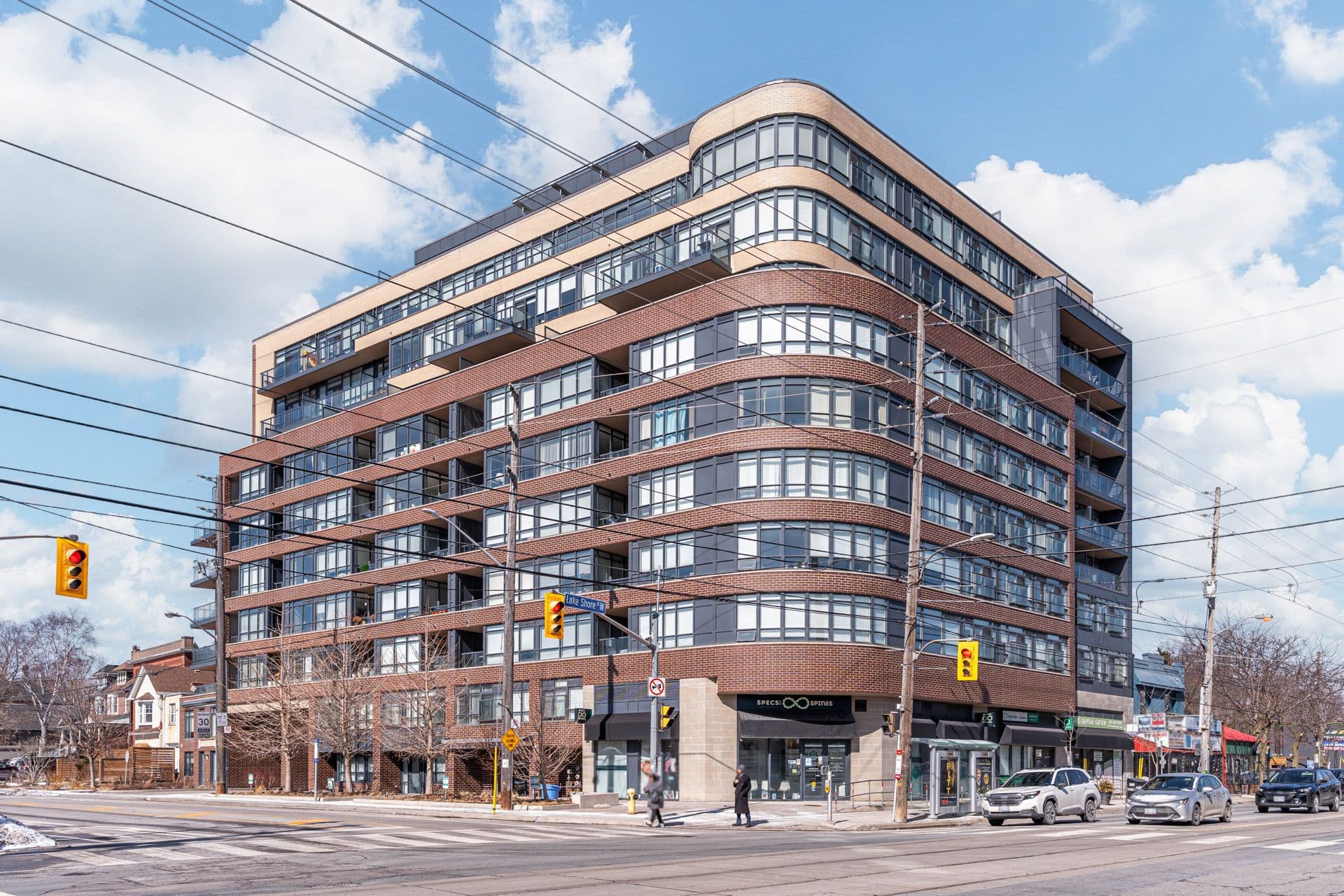 11 Superior Avenue 217, Toronto W06, ON M8V 0A7