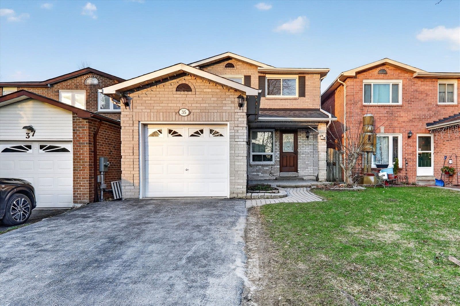 35 Harley Drive, Ajax, ON L1S 5X6, Ajax