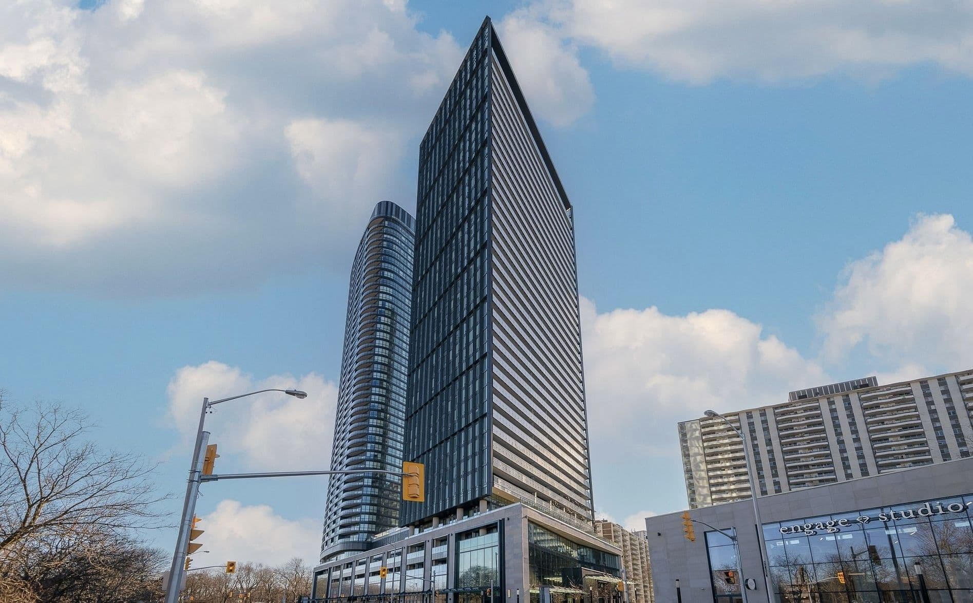 575 Bloor Street E 704, Toronto C08, ON M4W 0B2