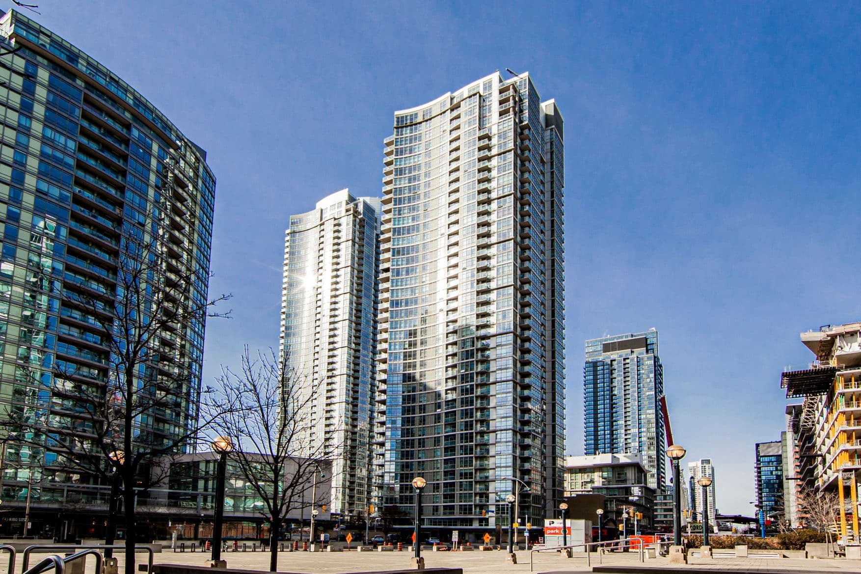 10 Navy Wharf Court 609, Toronto C01, ON M5V 3V2