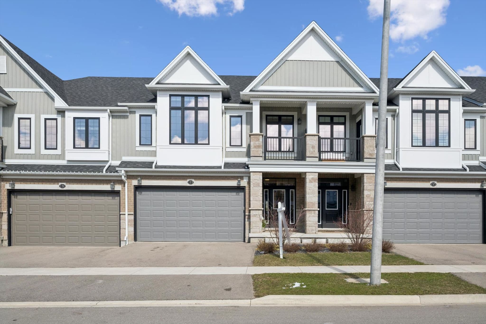 133 Foamflower Place, Waterloo, ON N2V 0G9