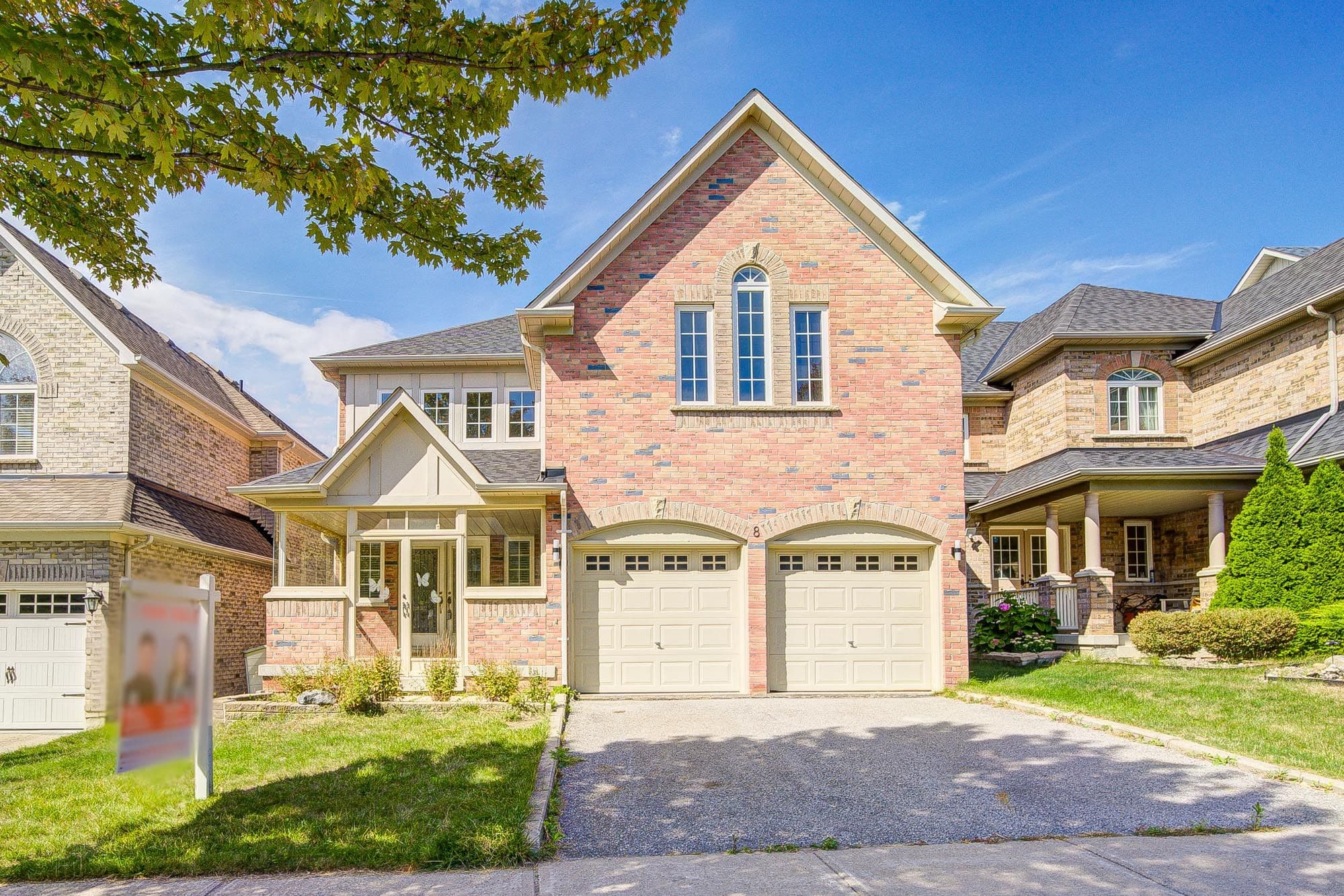 8 Hollylane Drive, Markham, ON L6C 2K1