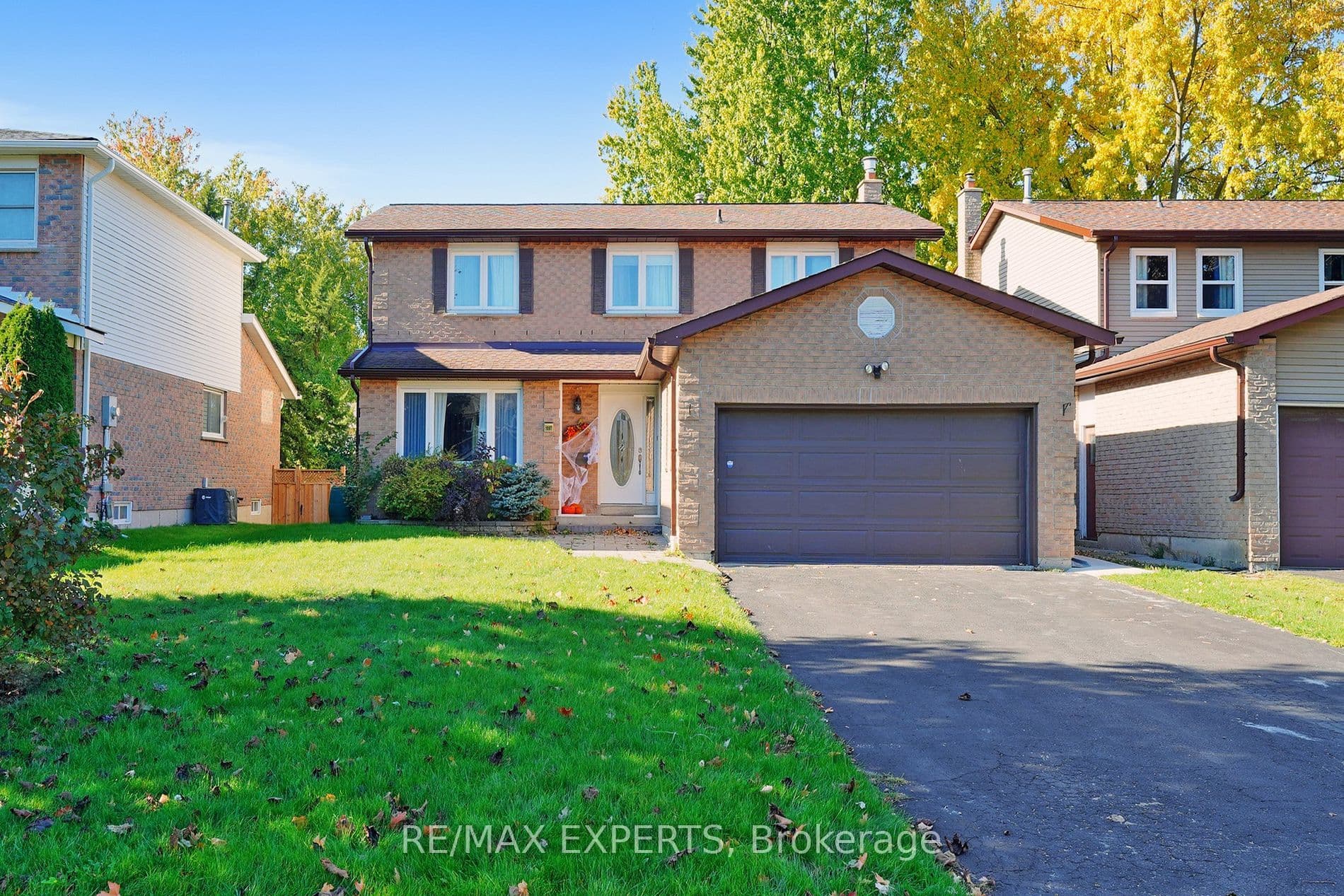 1097 Wildwood Drive #Lower, Newmarket, ON L3Y 2B6