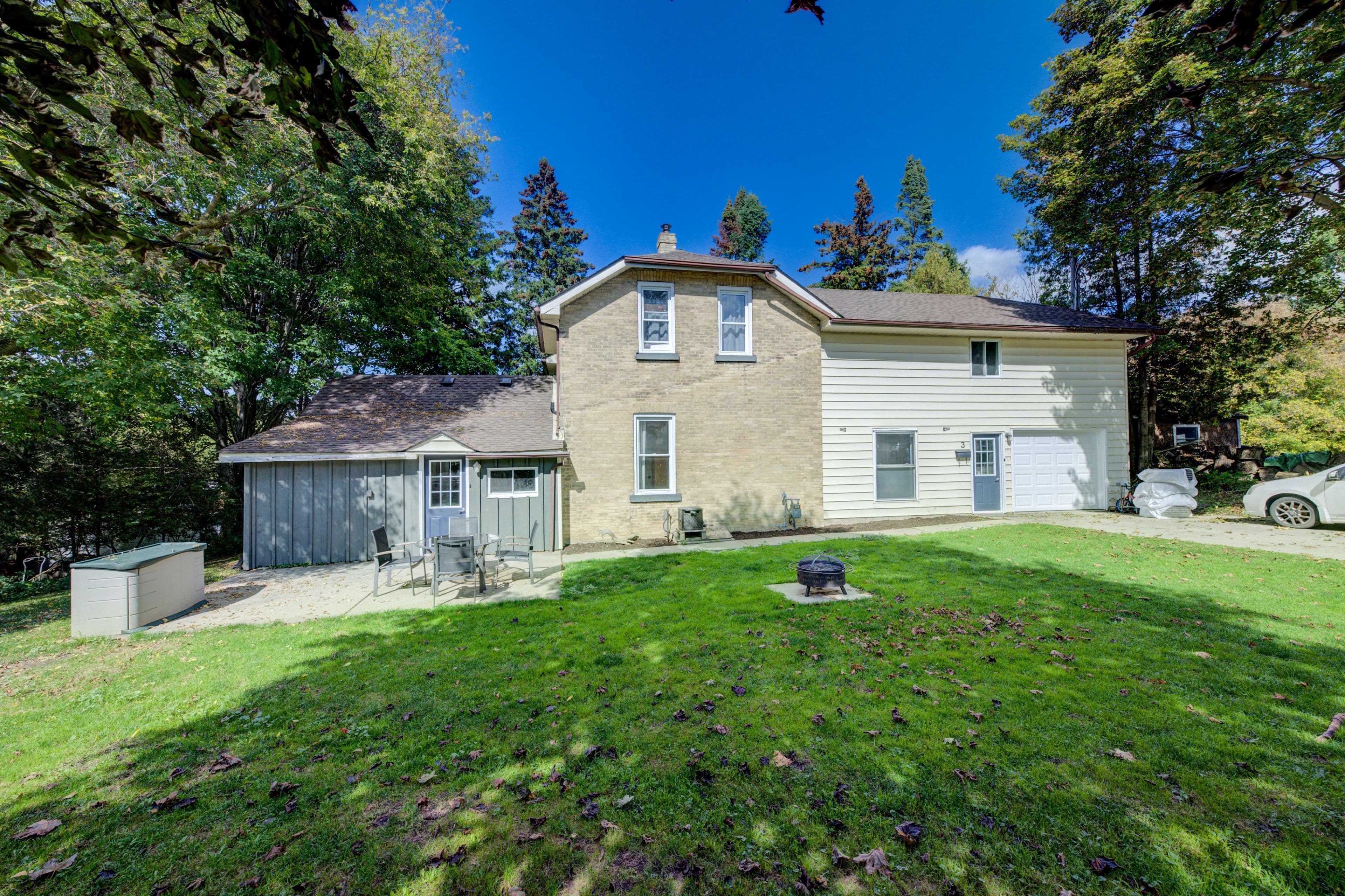 3 Page Street, Wellington North, ON N0G 2L3