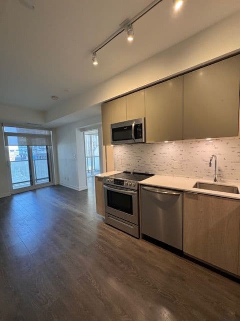 30 Ordnance Street 805, Toronto C01, ON M6K 0C8