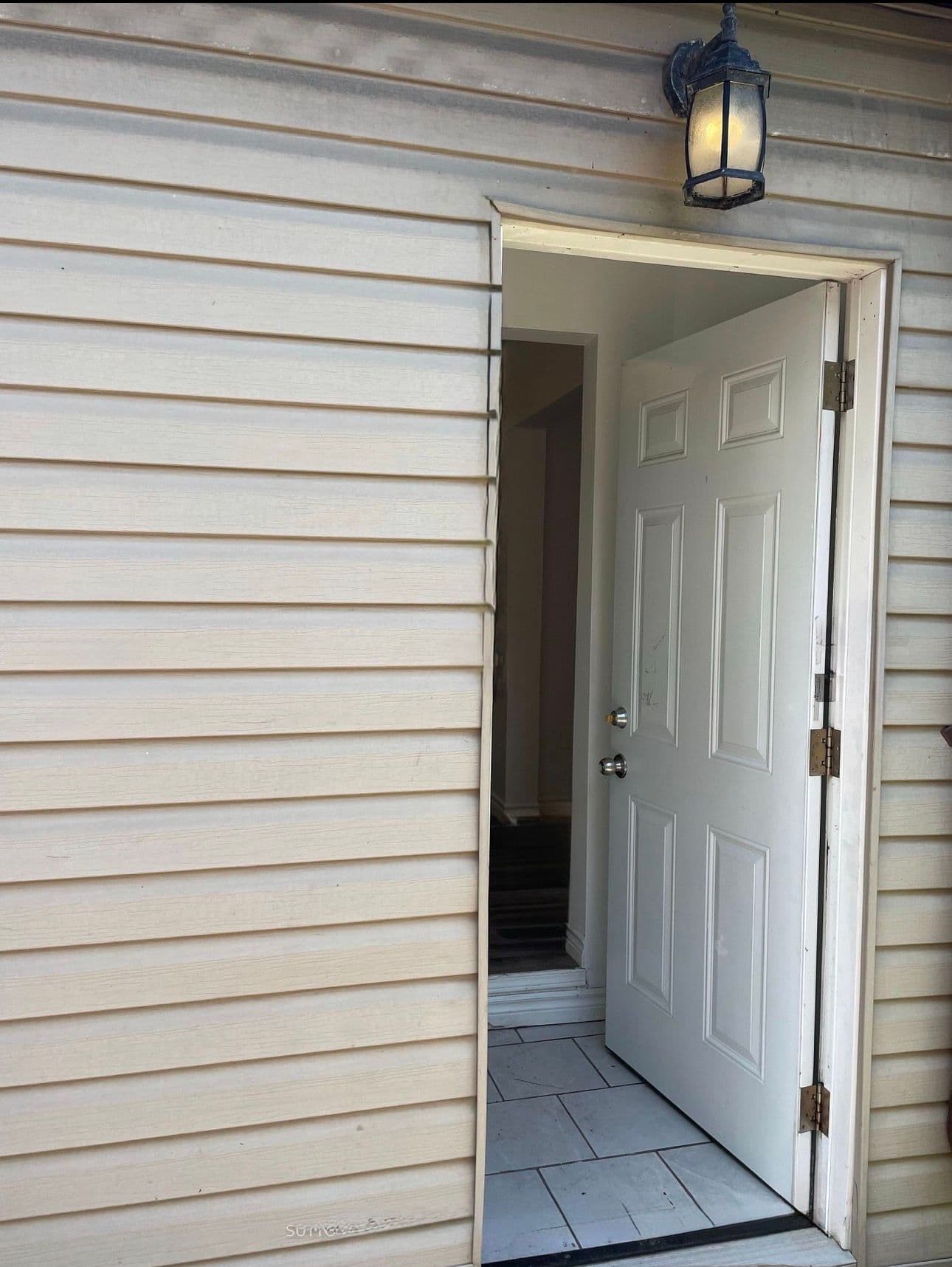 165 Anne Street S Main Rear, Barrie, ON L4N 2E4