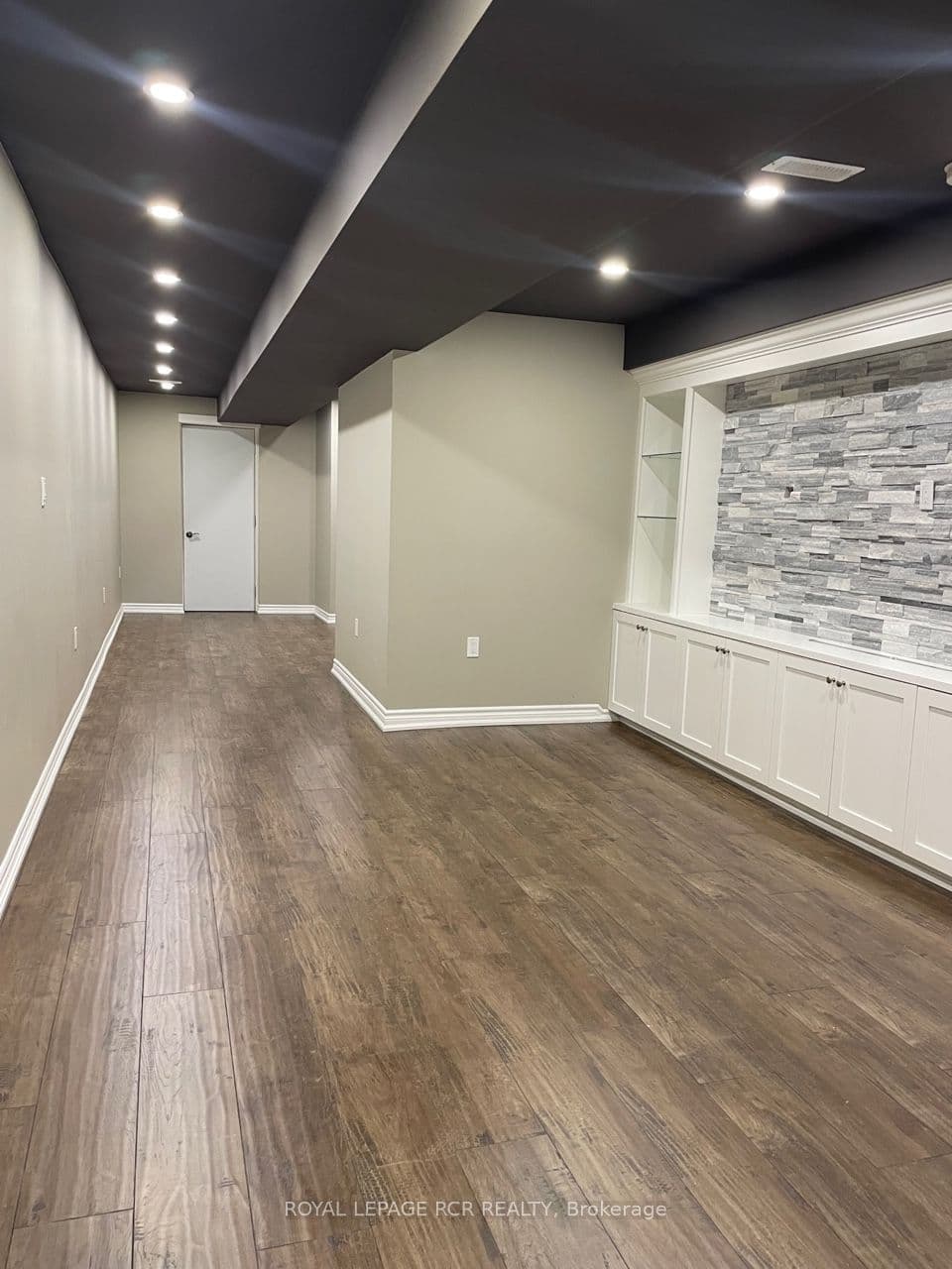 42 Walker Boulevard, New Tecumseth, ON L9R 0N2