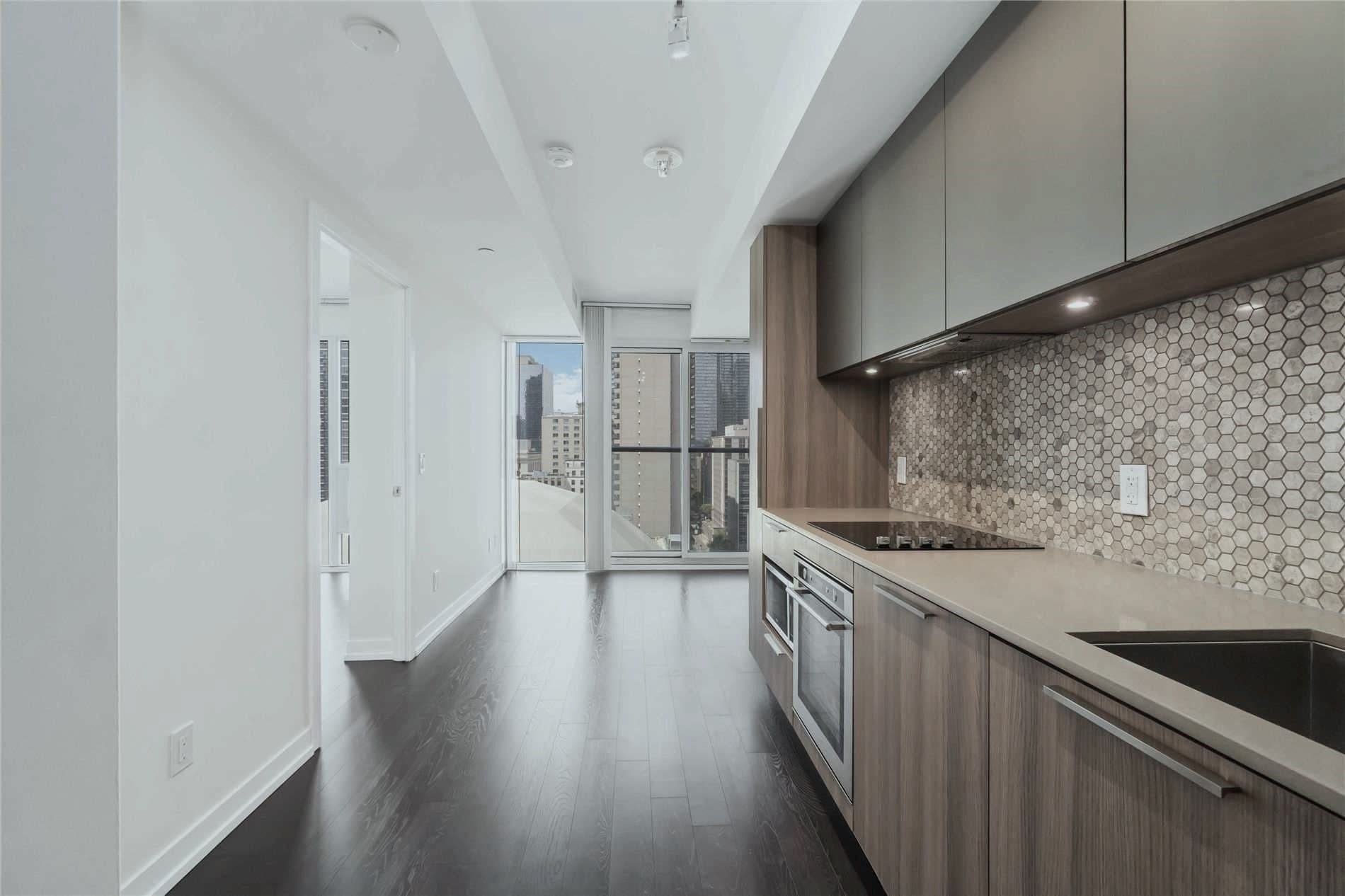 85 Wood Street S 1805, Toronto C08, ON M4Y 0E8