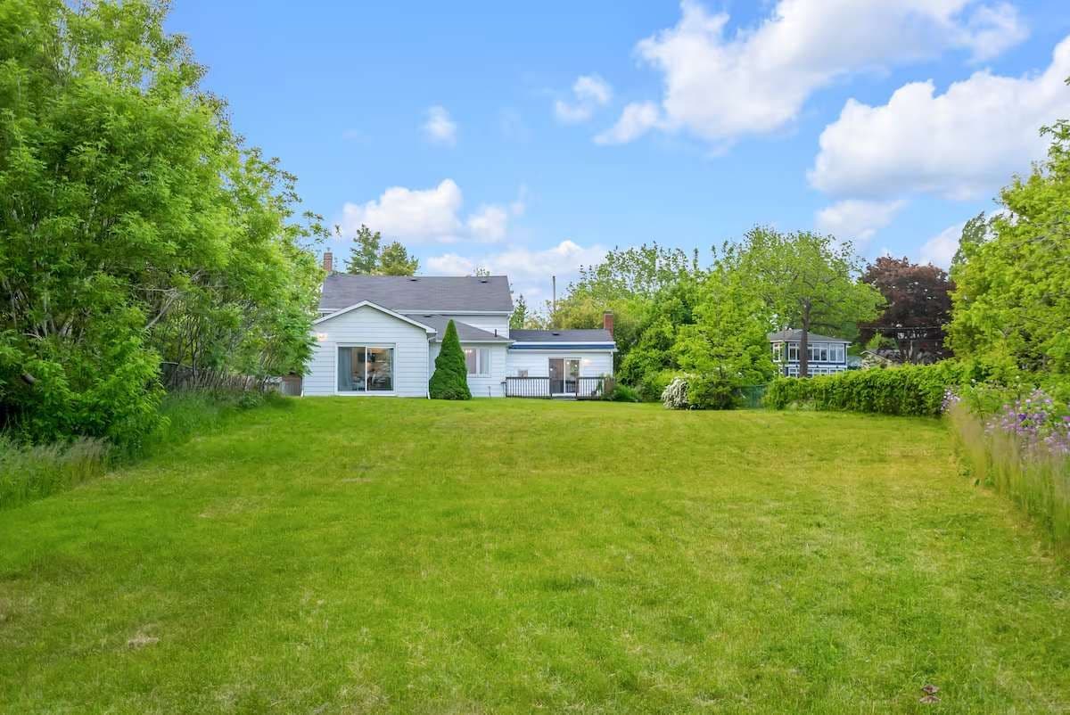 9 Caldwell Street #1, Port Hope, ON L1A 1A4