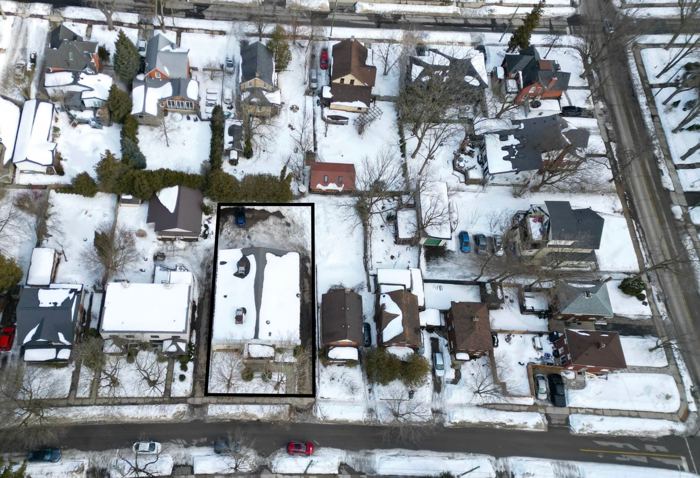 96 Dunbar Road S, Waterloo, ON N2L 2E5