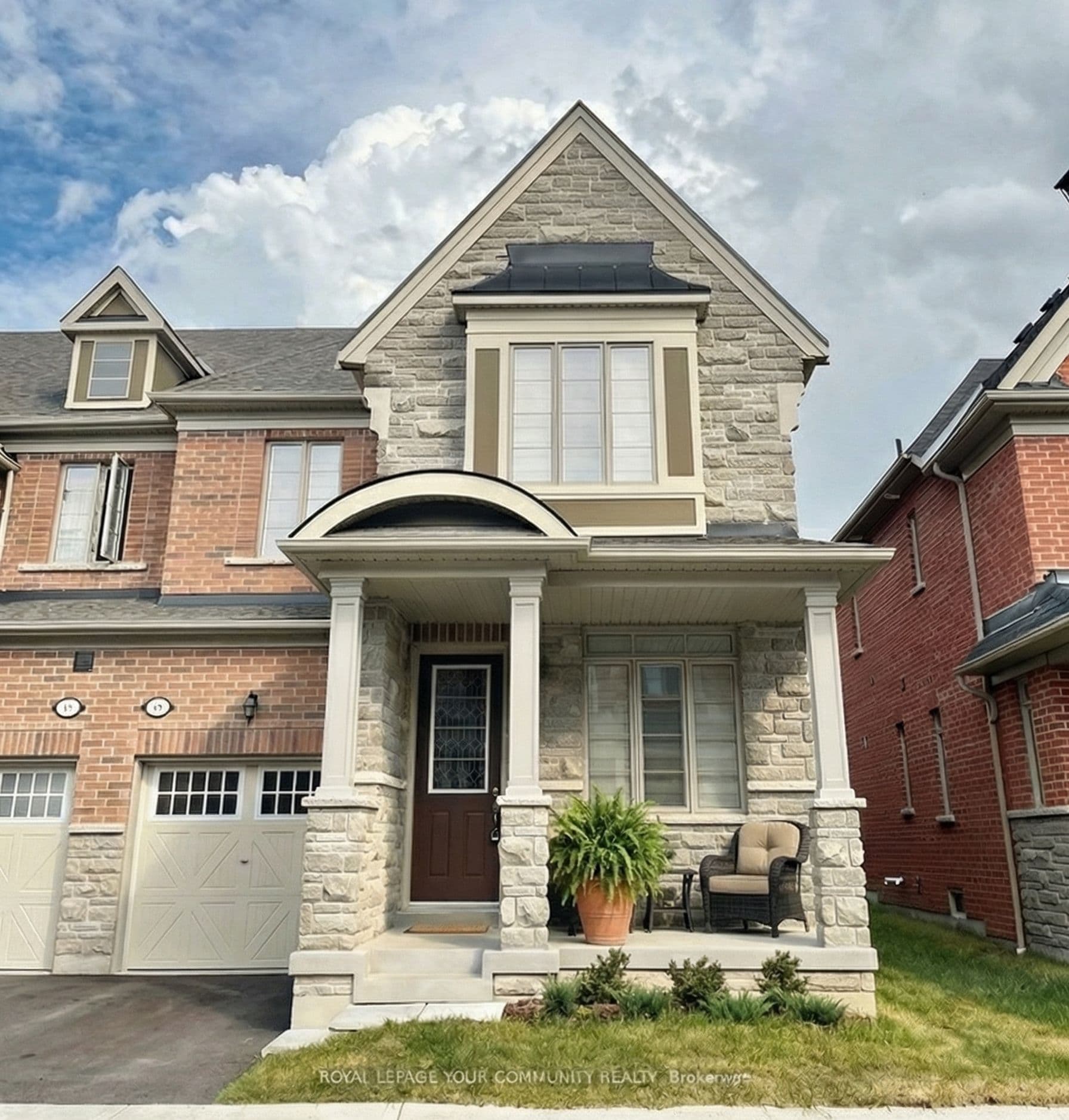 29 Hickling Lane, Ajax, ON L1T 0P9