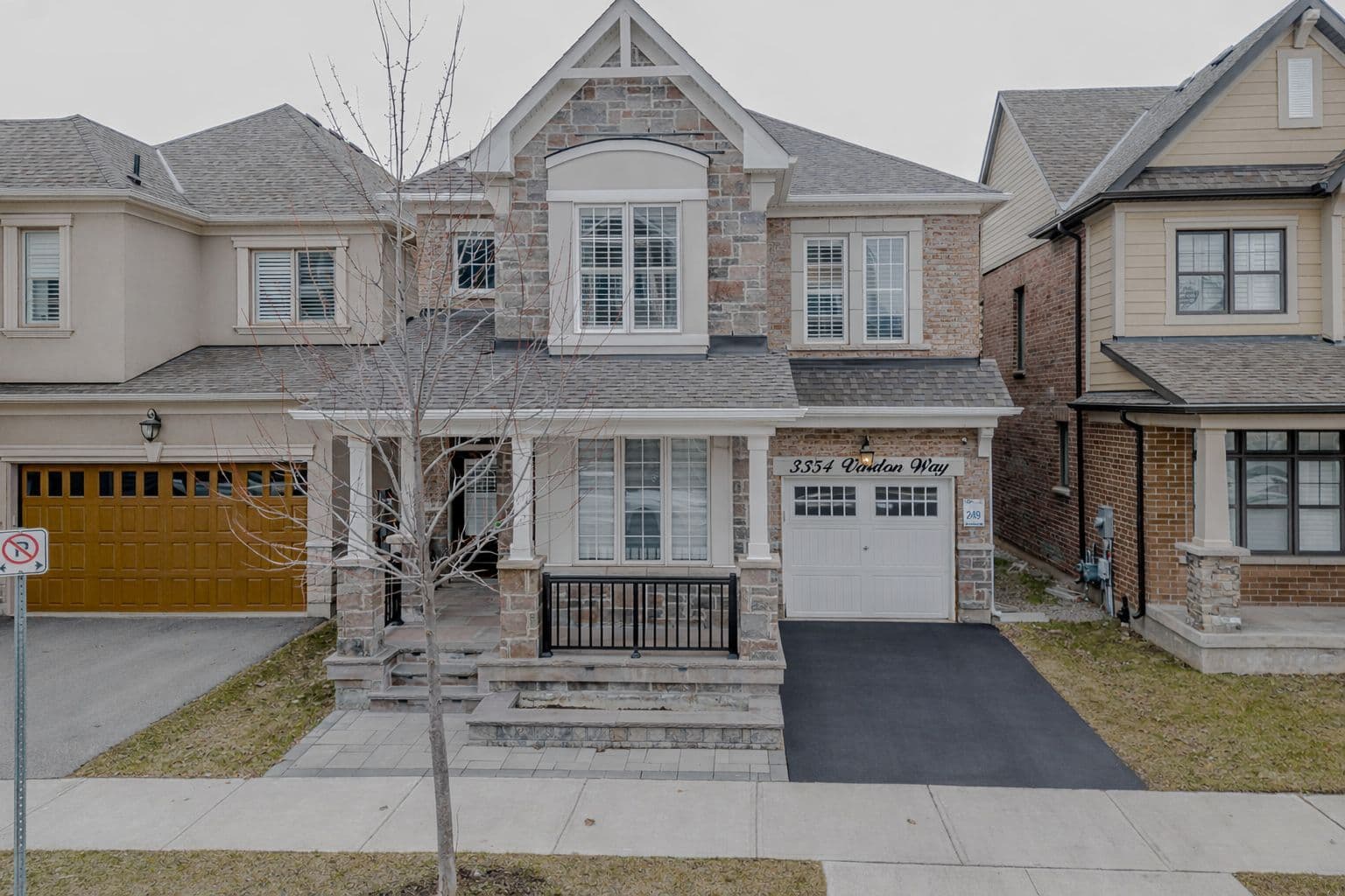 3354 Vardon Way, Oakville, ON L6M 1R5