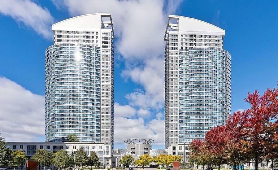 36 Lee Centre Drive 3310, Toronto E09, ON M1H 3K2