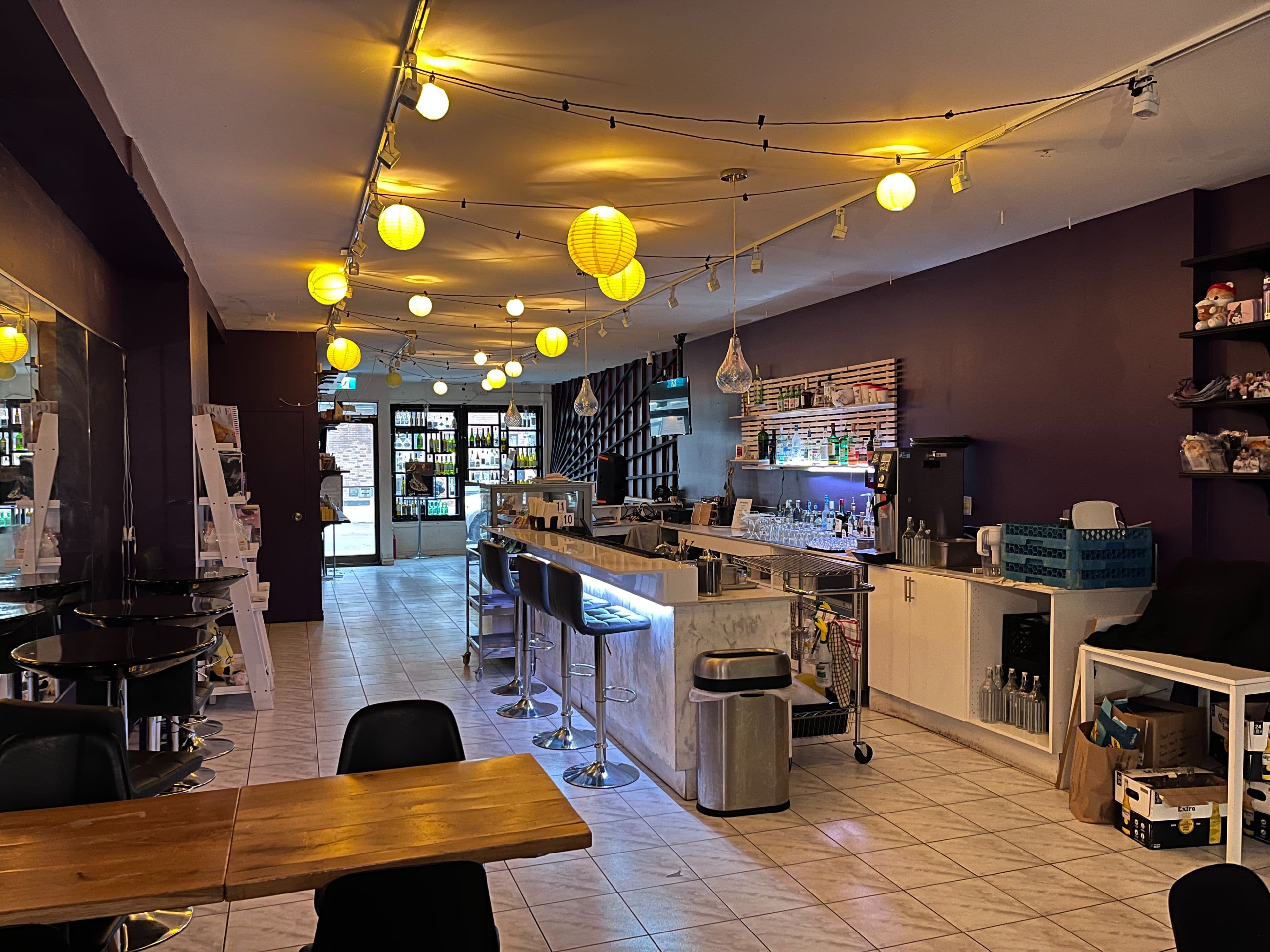 1193 Dundas Street, Toronto C01, ON M6J 1X3