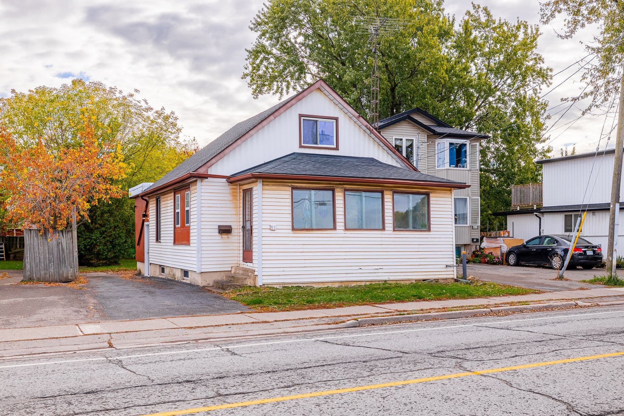 81 Pelham Rd Road, St. Catharines, ON L2S 1S3