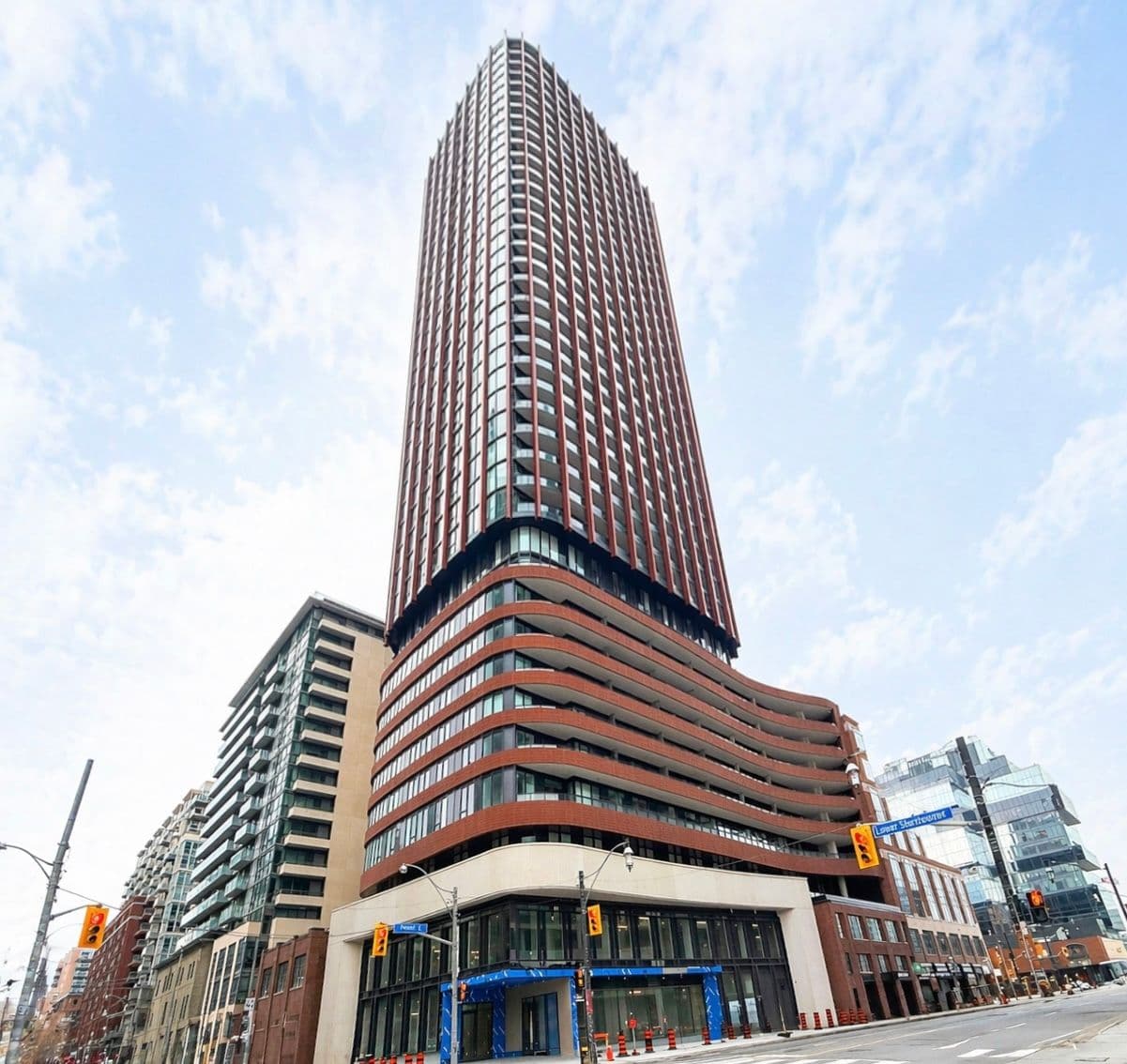 180 Front Street E 2015, Toronto C08, ON M5A 0A9