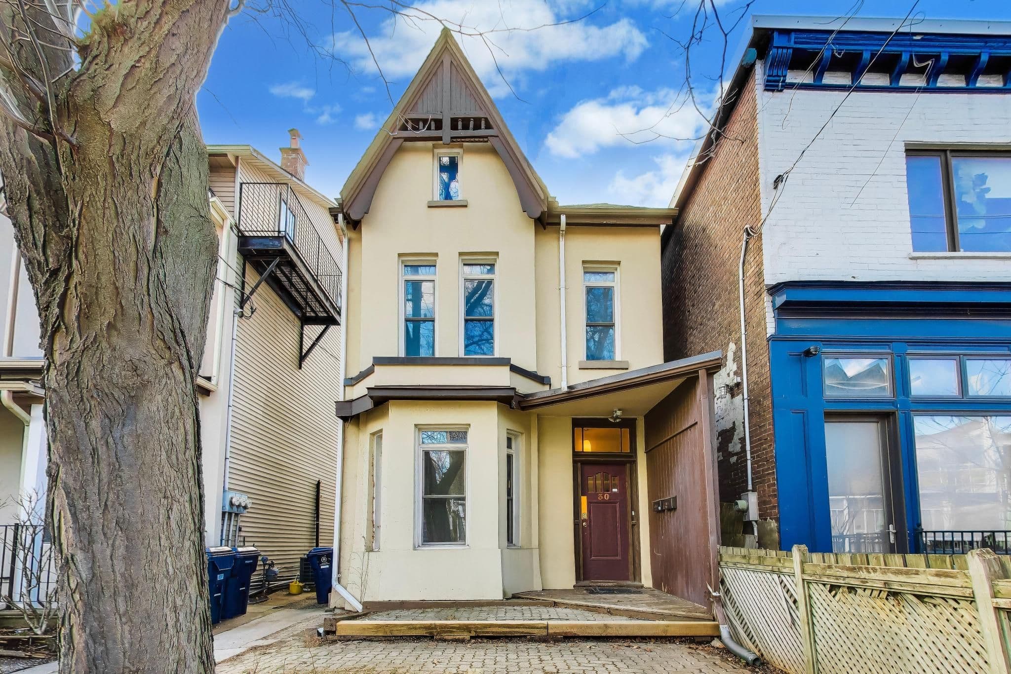 30 Robert Street, Toronto C01, ON M5S 2K3