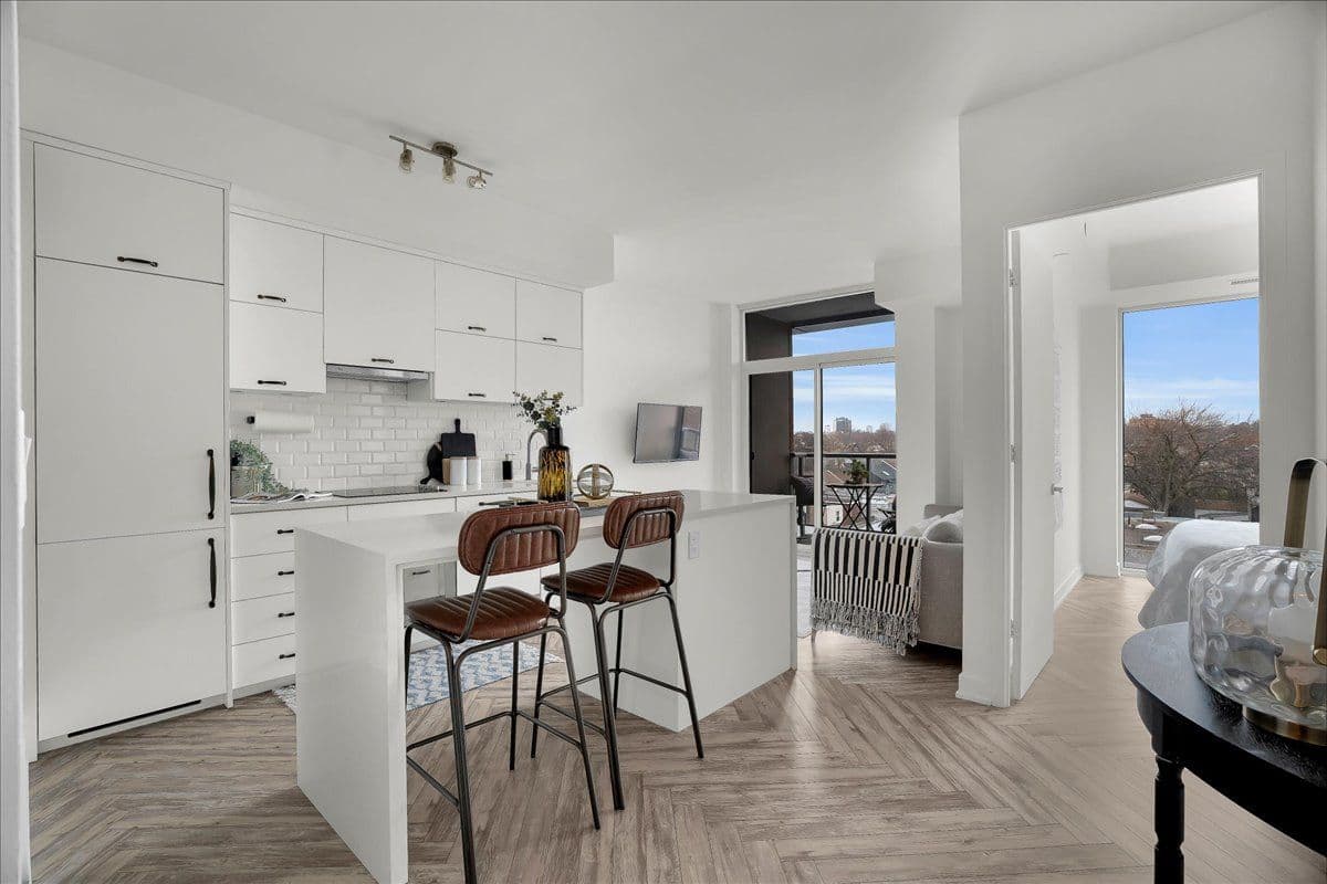 106 Dovercourt Road 511, Toronto C01, ON M6J 0G4