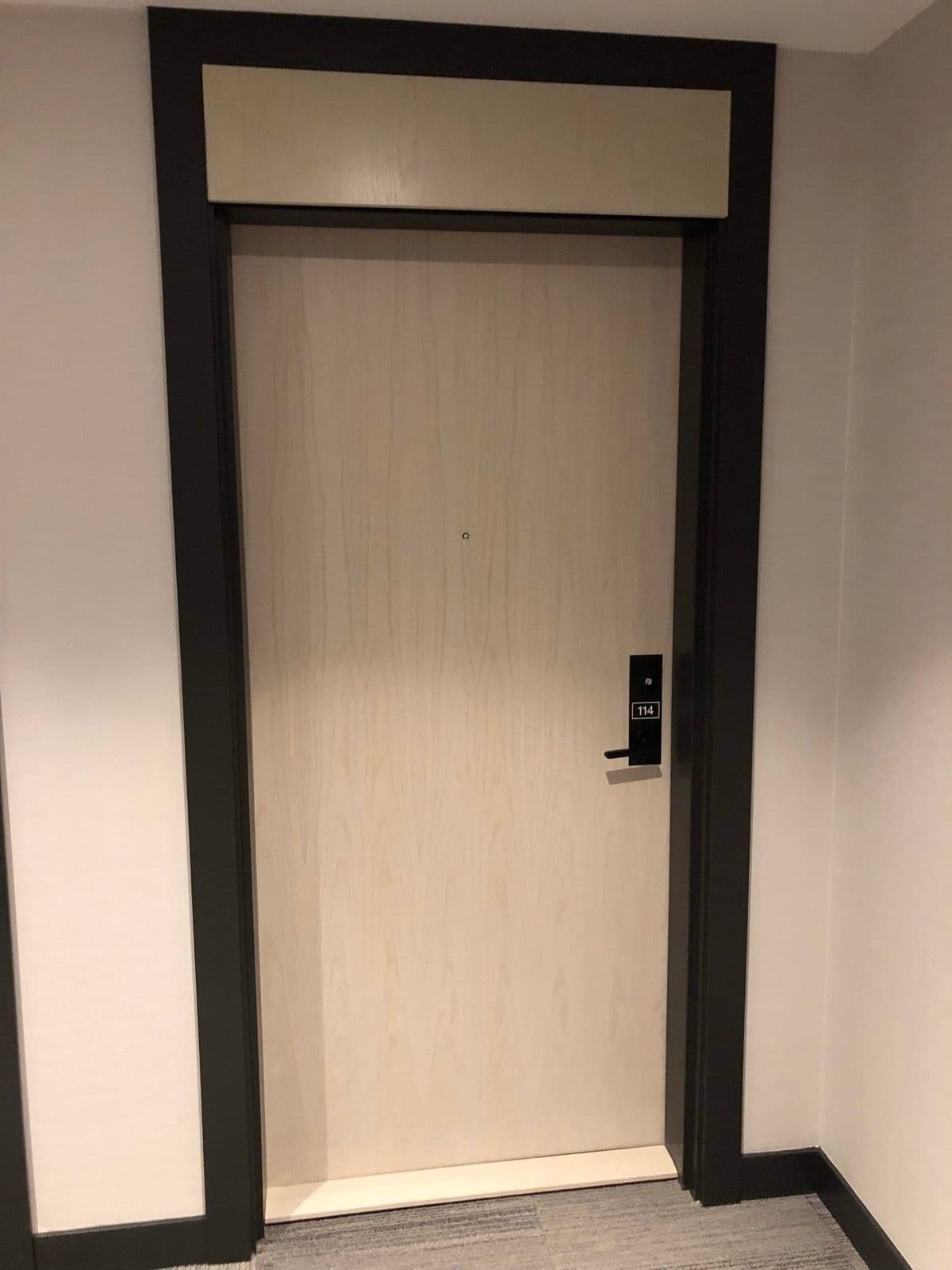 168 Sabina Drive 114, Oakville, ON L6H 0W5