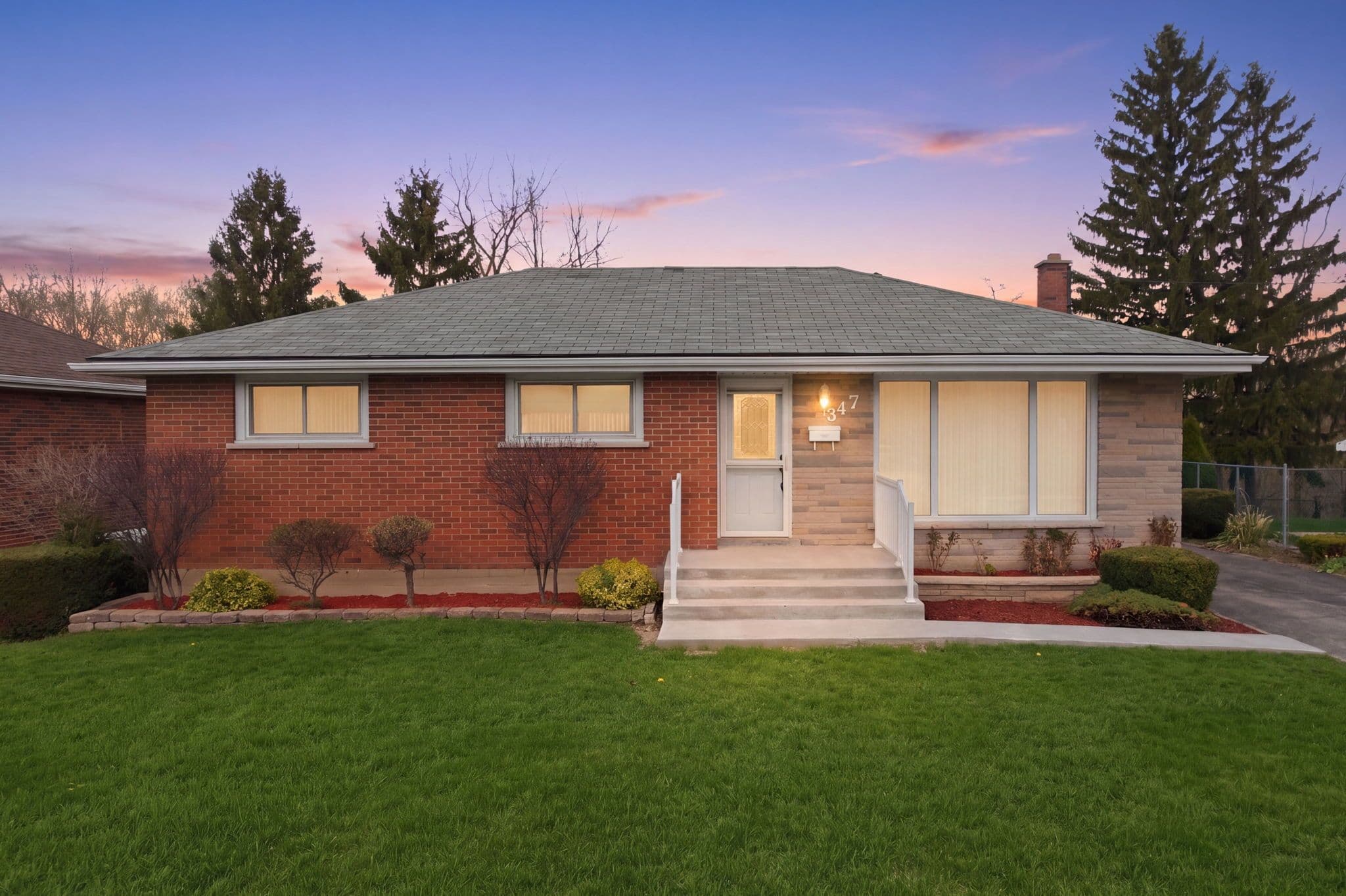 347 Hixon Road, Hamilton, ON L8K 2C8