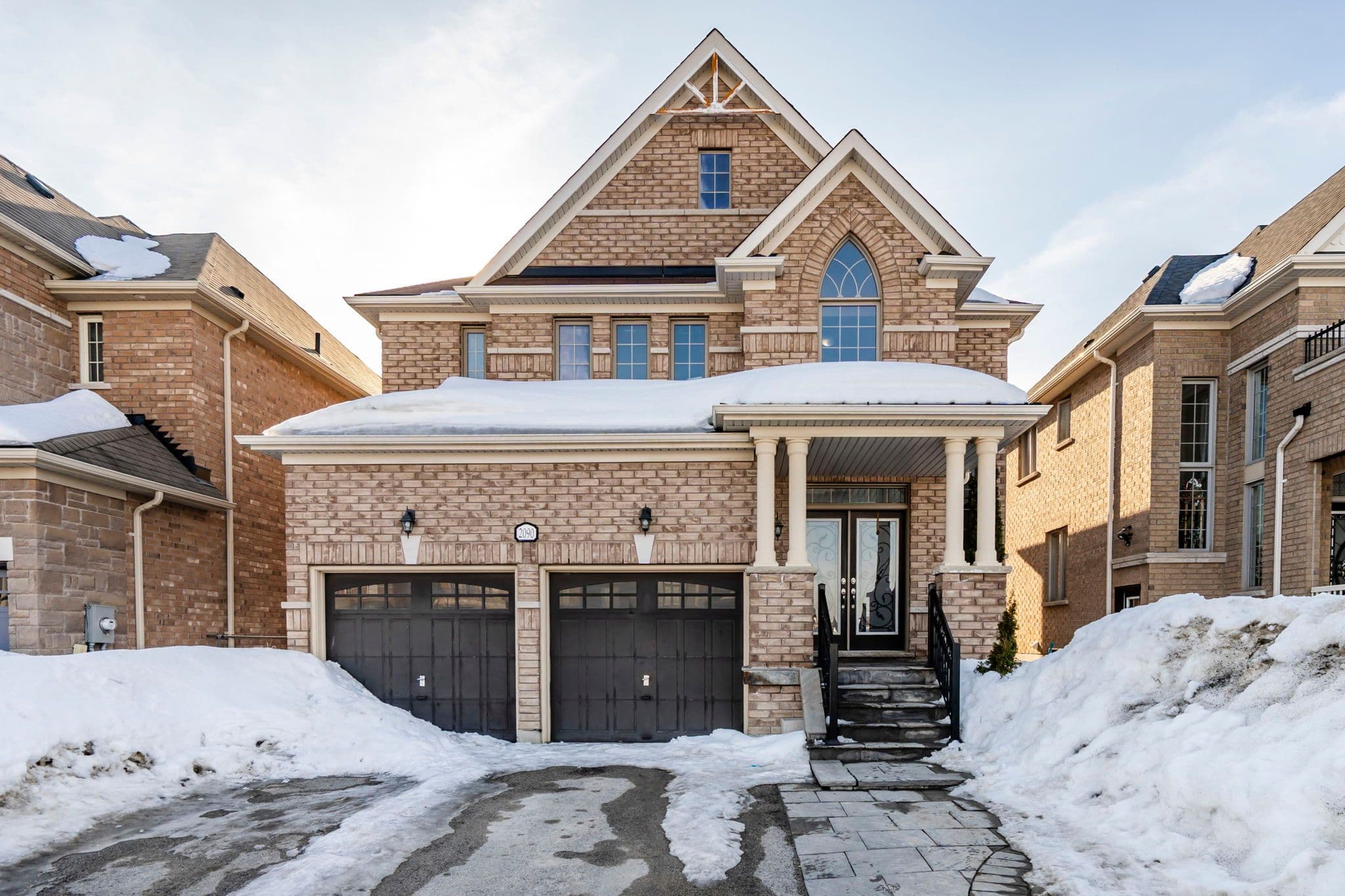 2090 Webster Boulevard, Innisfil, ON L9S 0J2