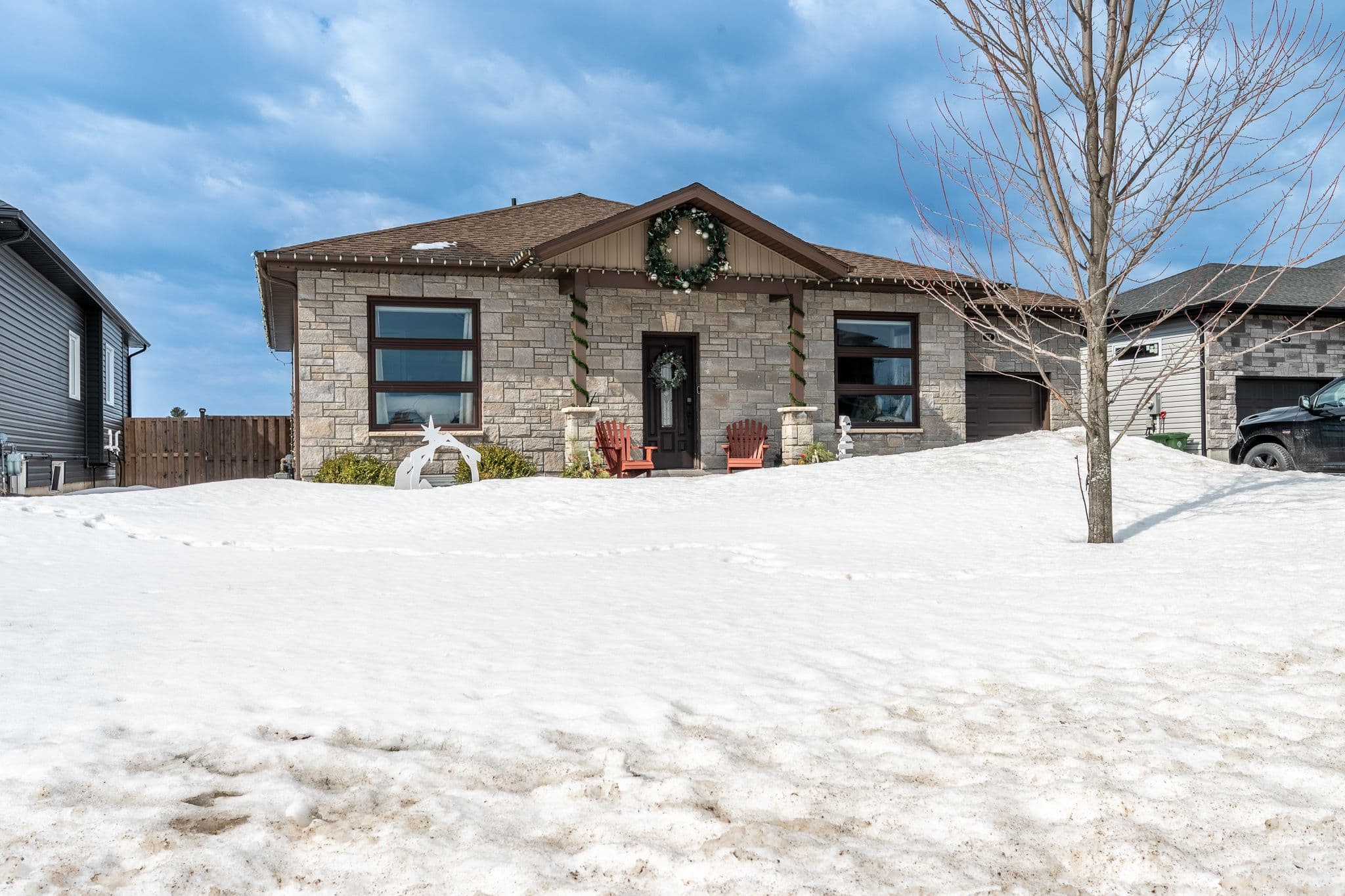 32 Marquis Drive, Petawawa, ON K8H 0E5