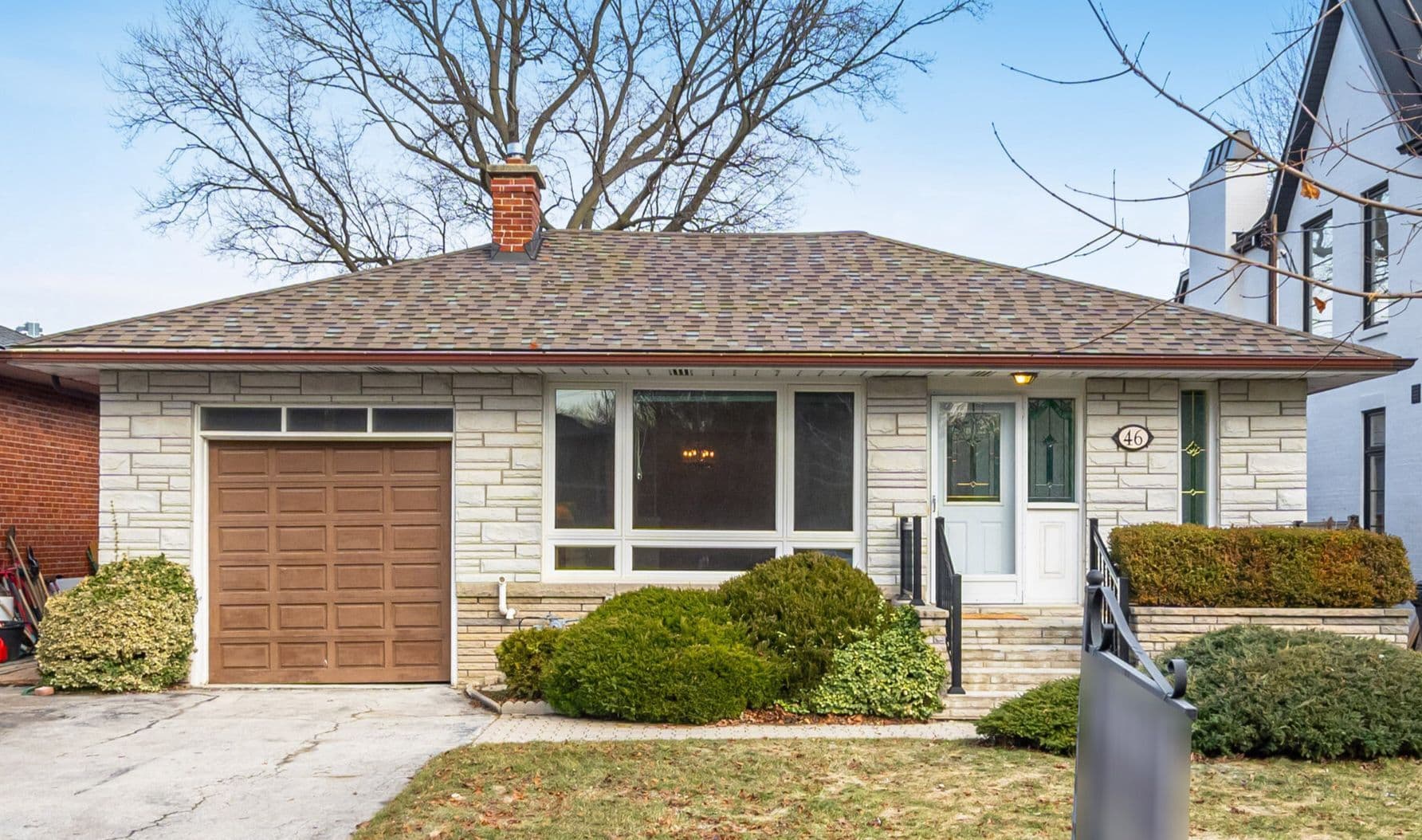 46 Cardigan Road, Toronto W07, ON M8Z 2W2