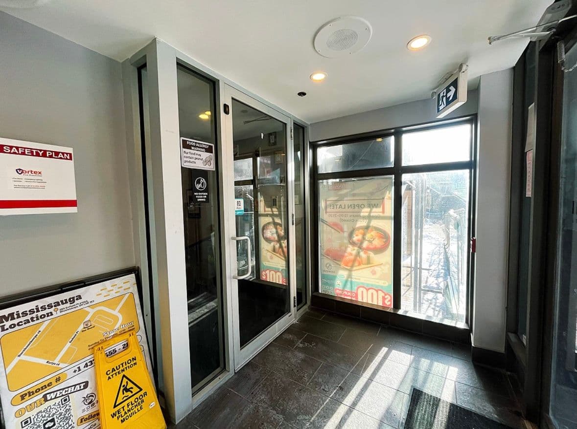 265 Enfield Pl Place A100, Mississauga, ON L5B 3Y7