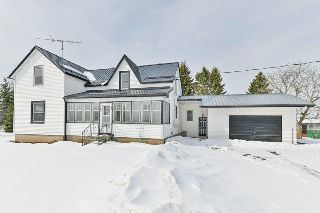 1172 Salem Road, Prince Edward County, ON K0K 1T0
