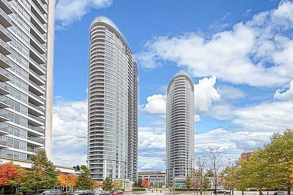 125 Village Green Square 1710, Toronto E07, ON M1S 0G3