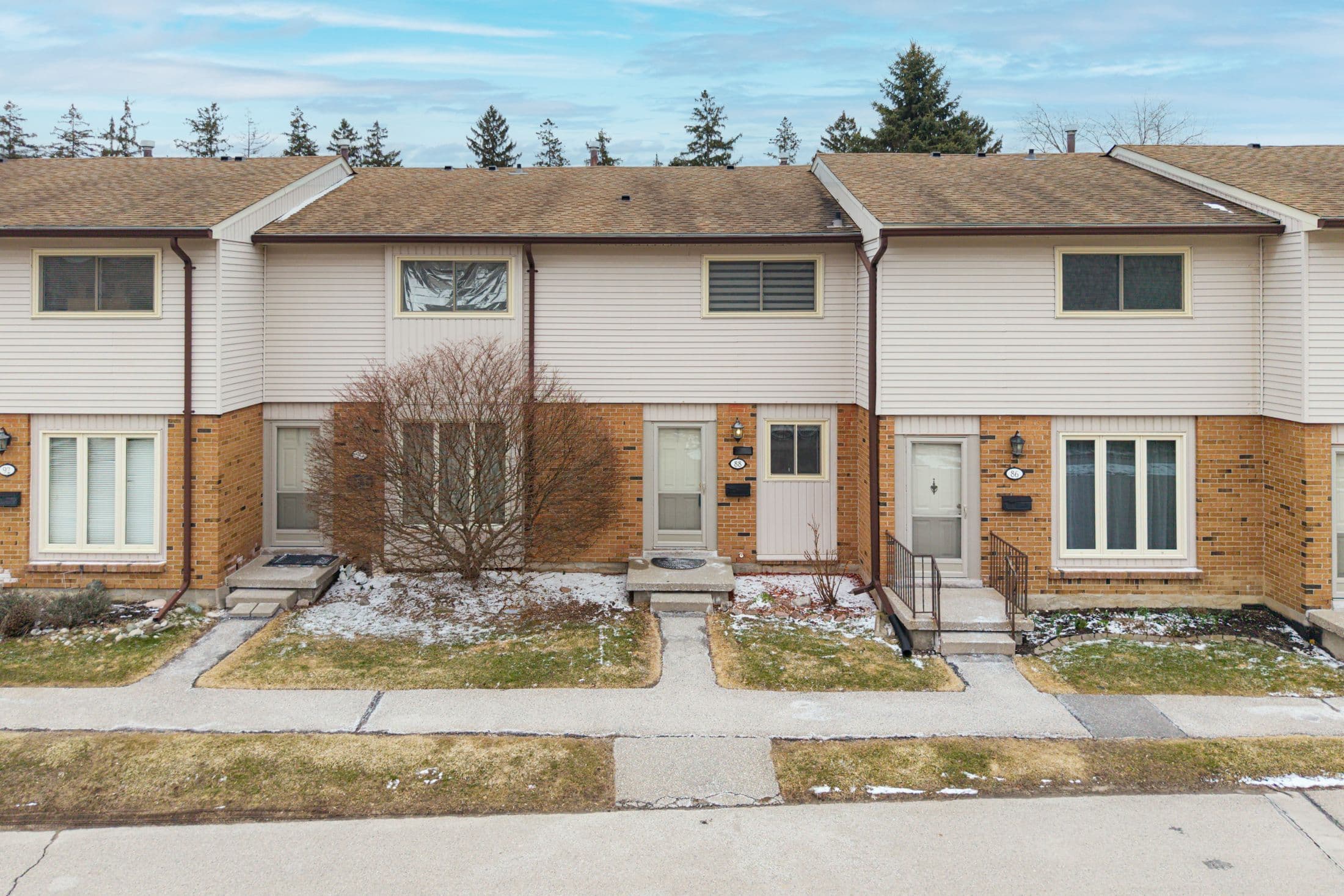 1328 Commissioners Road W 88, London South, ON N6K 2Y6