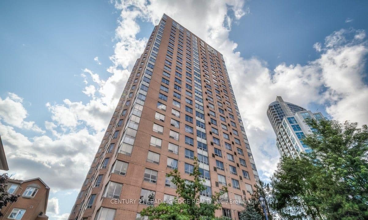 115 Omni Drive 2902, Toronto E09, ON M1P 5B4