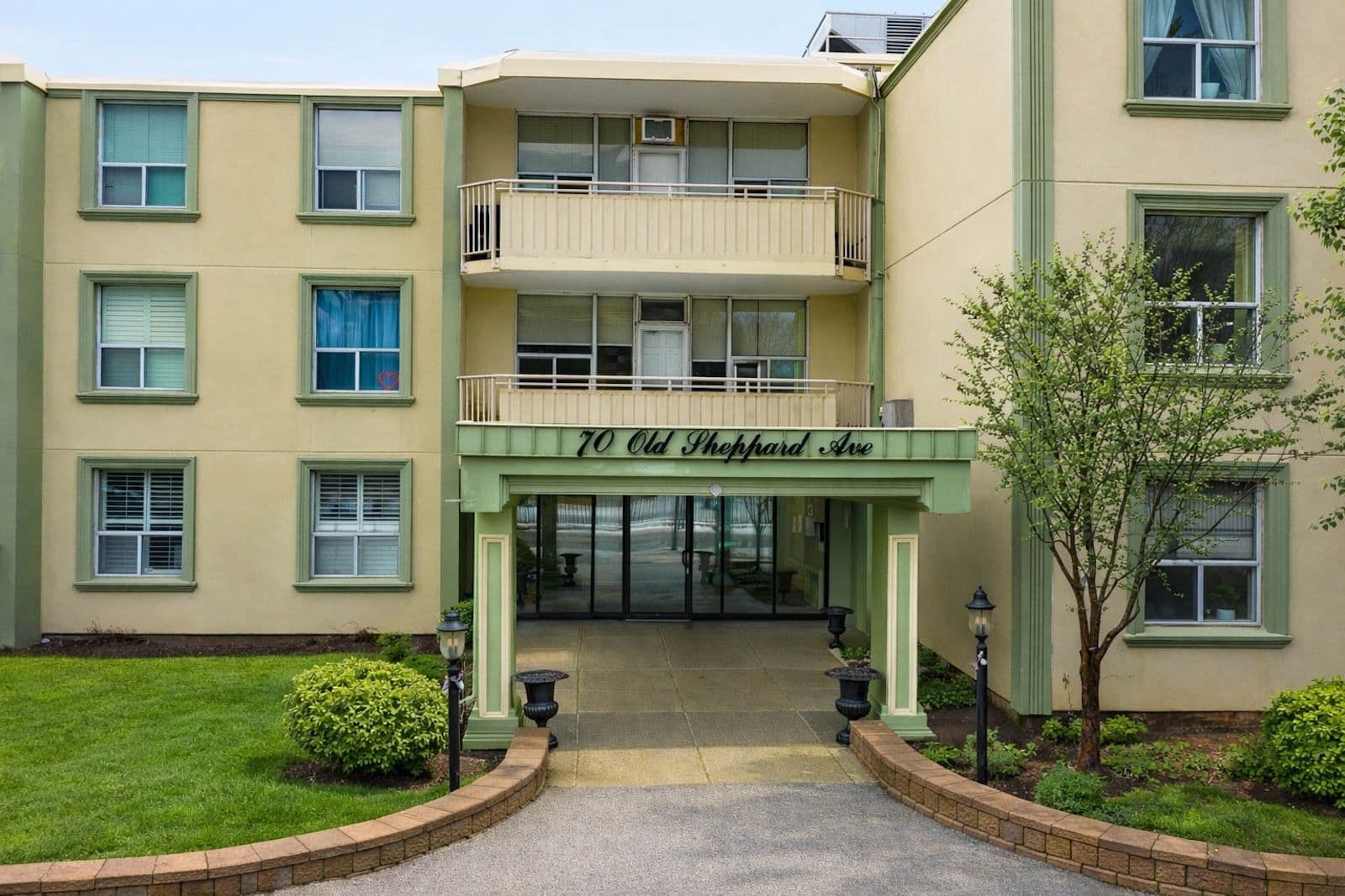 70 Old Sheppard Avenue 212, Toronto C15, ON M2J 3L6