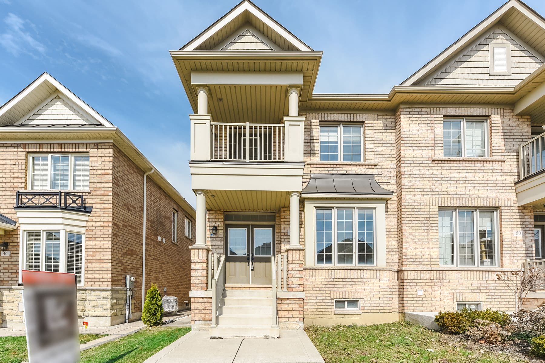 48 Bonnie Braes Drive, Brampton, ON L6Y 0Y5