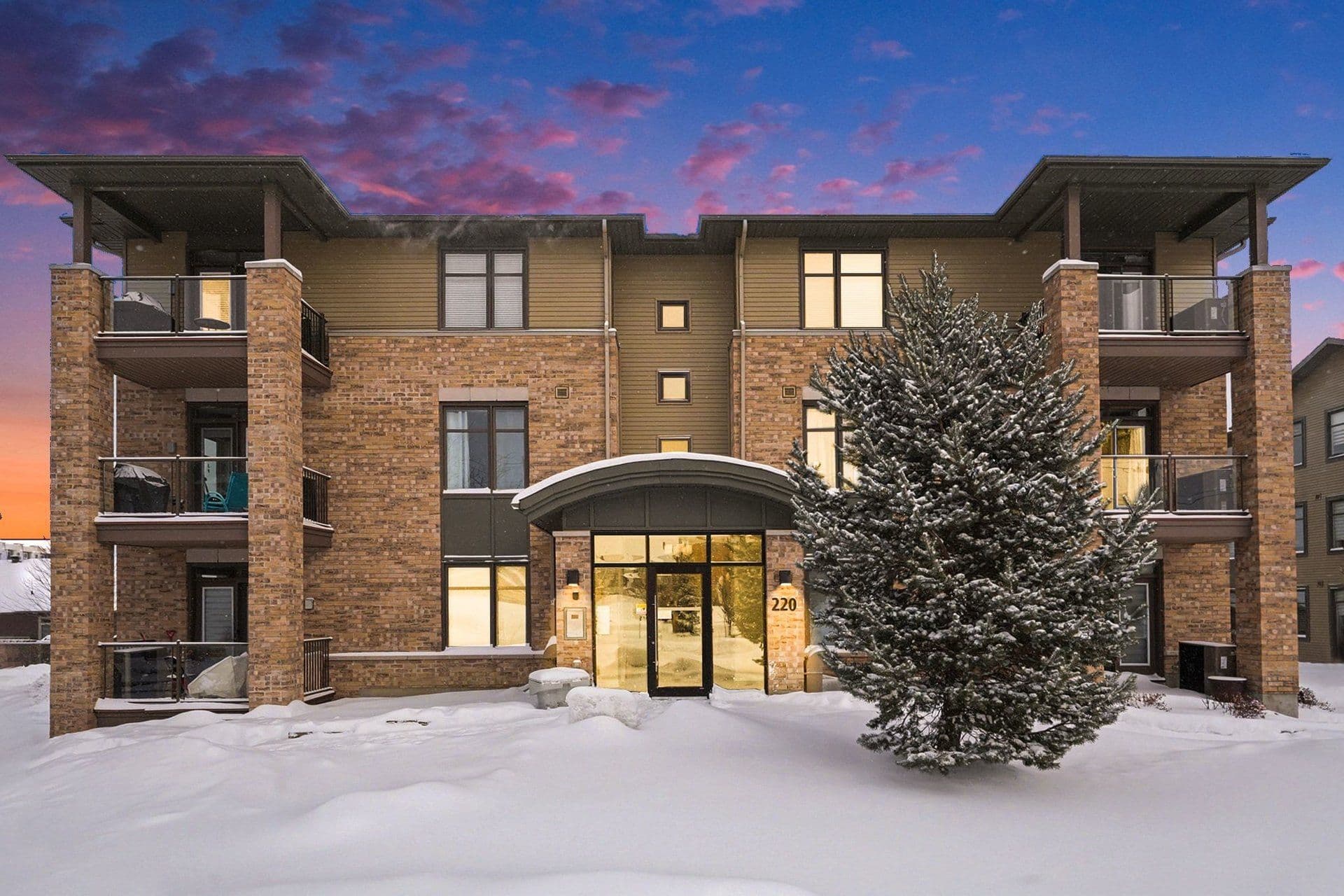 220 Janka Private 202, Kanata, ON K2V 0E6