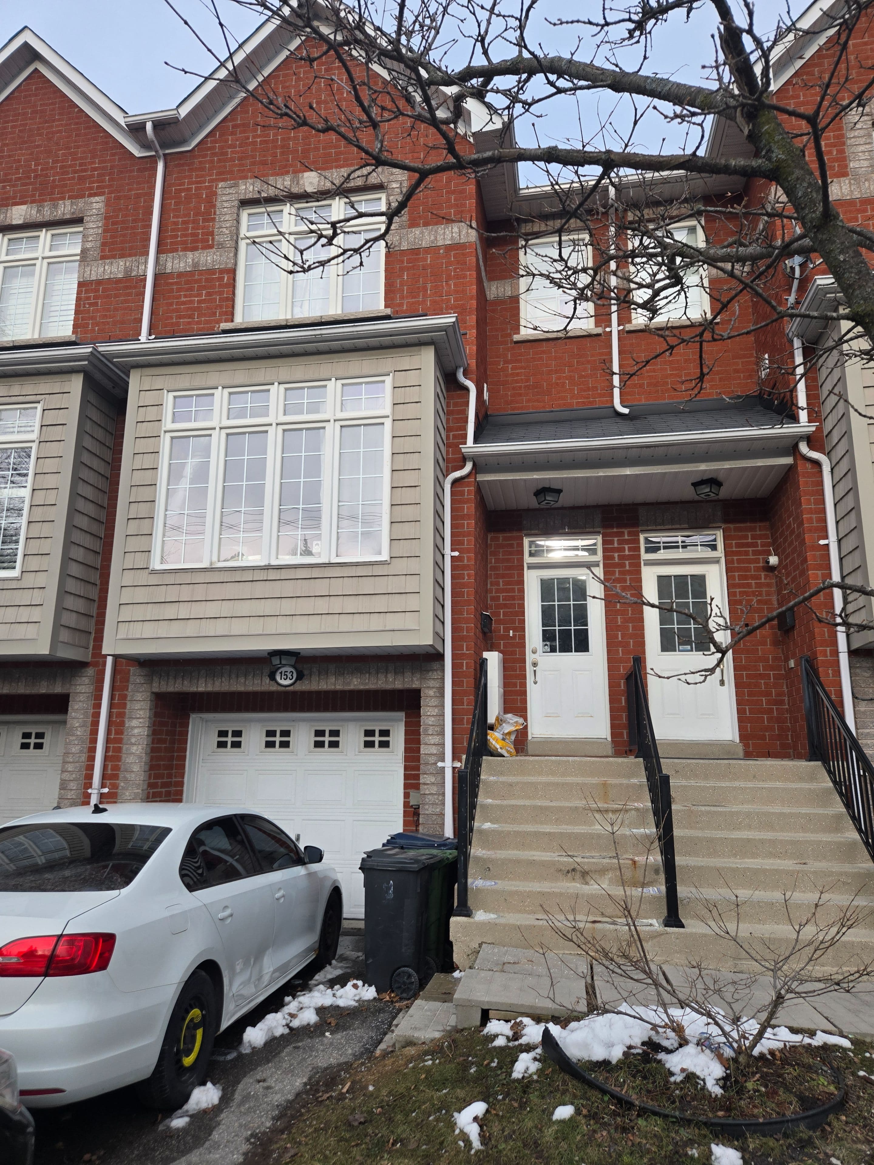 153 Homestead Road, Toronto E10, ON M1E 3S1
