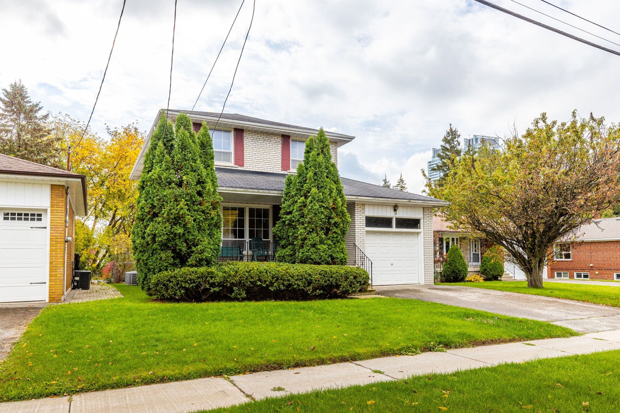29 Doverwood Court, Toronto C14, ON M2M 2G6