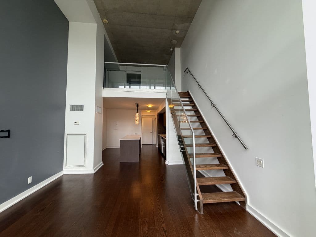 5 Hanna Avenue 328, Toronto C01, ON M6K 0B3