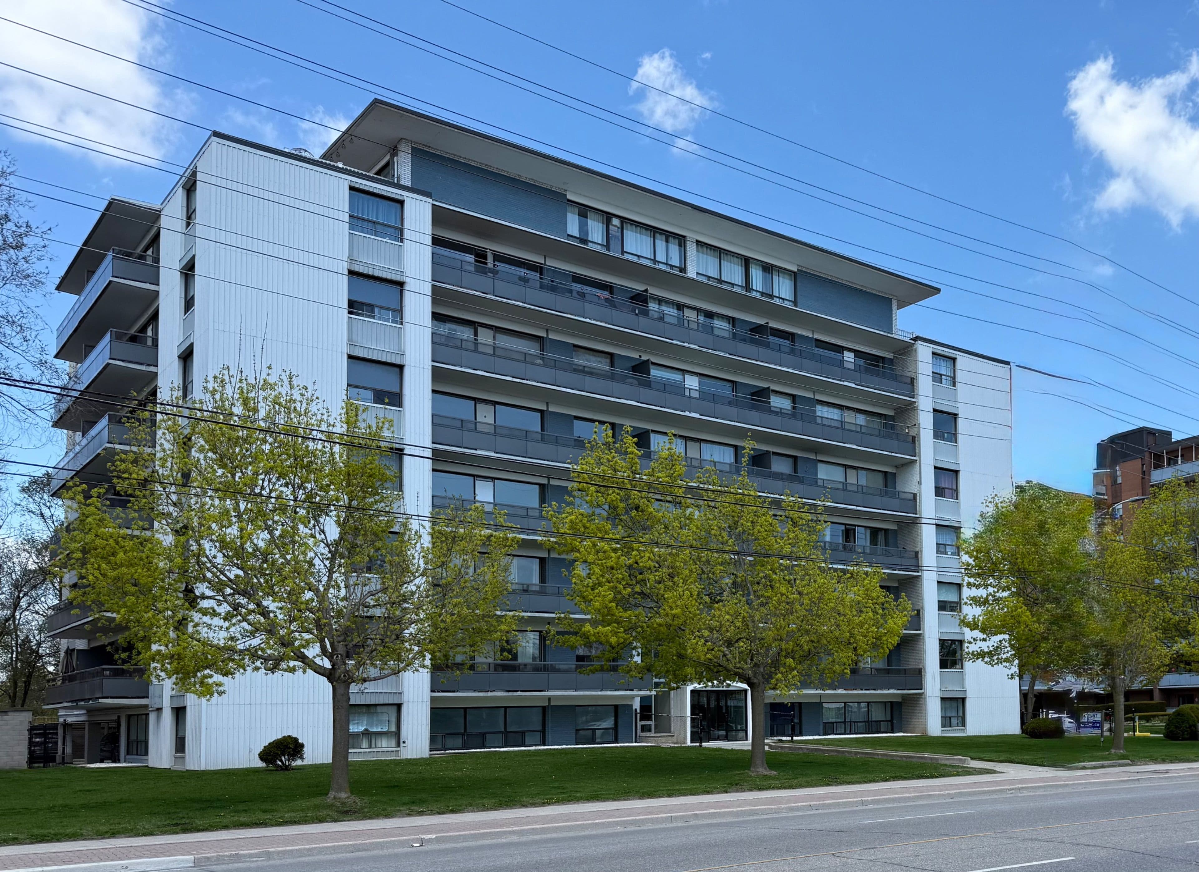 363 Lakeshore Road E 801, Mississauga, ON L5G 1H7