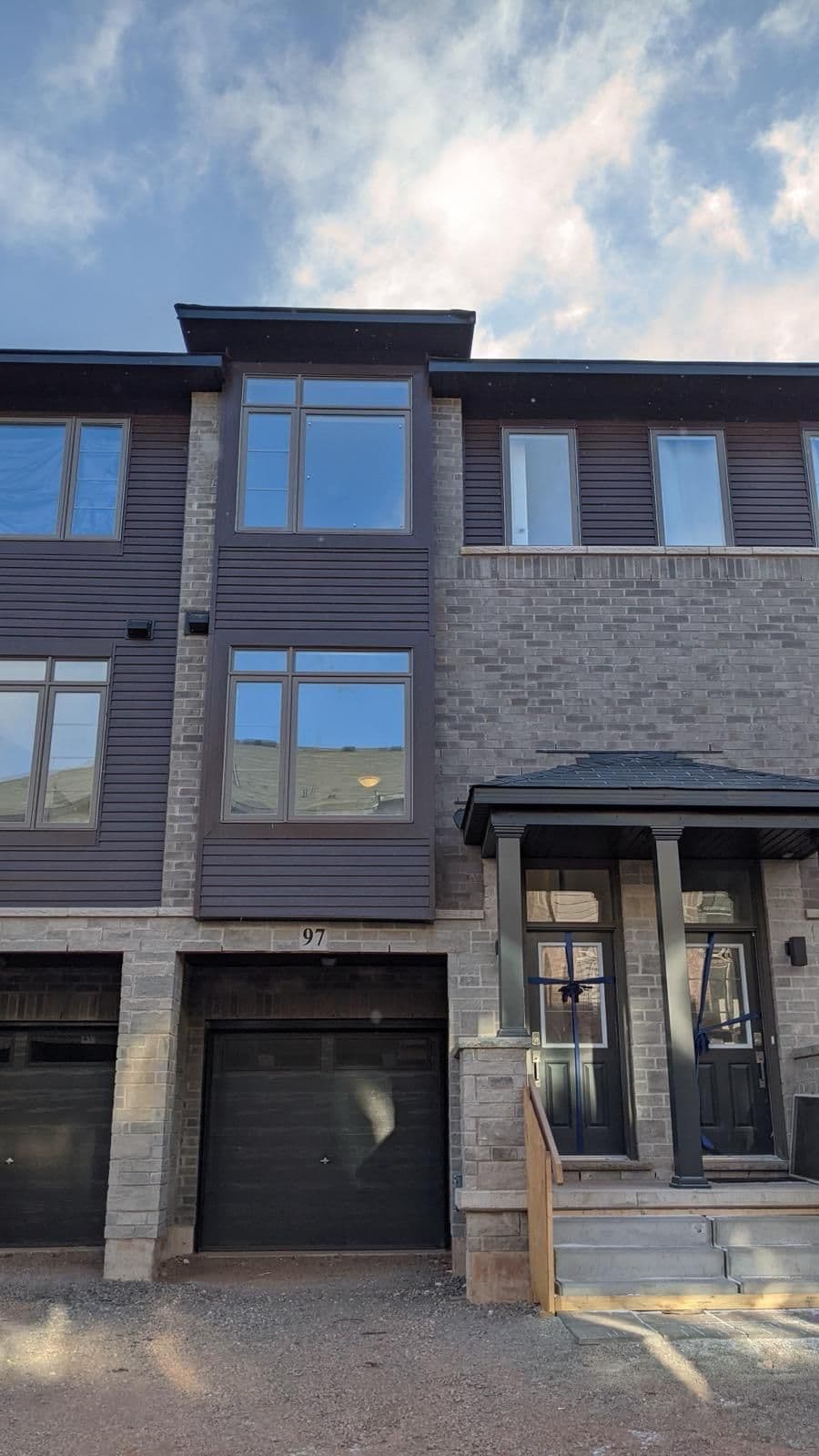 575 Woodward Avenue 97, Hamilton, ON L8H 0B3